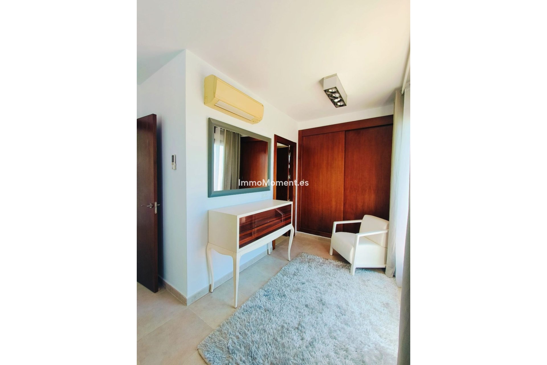 Resale - Apartment - Marbella - Altos de los Monteros