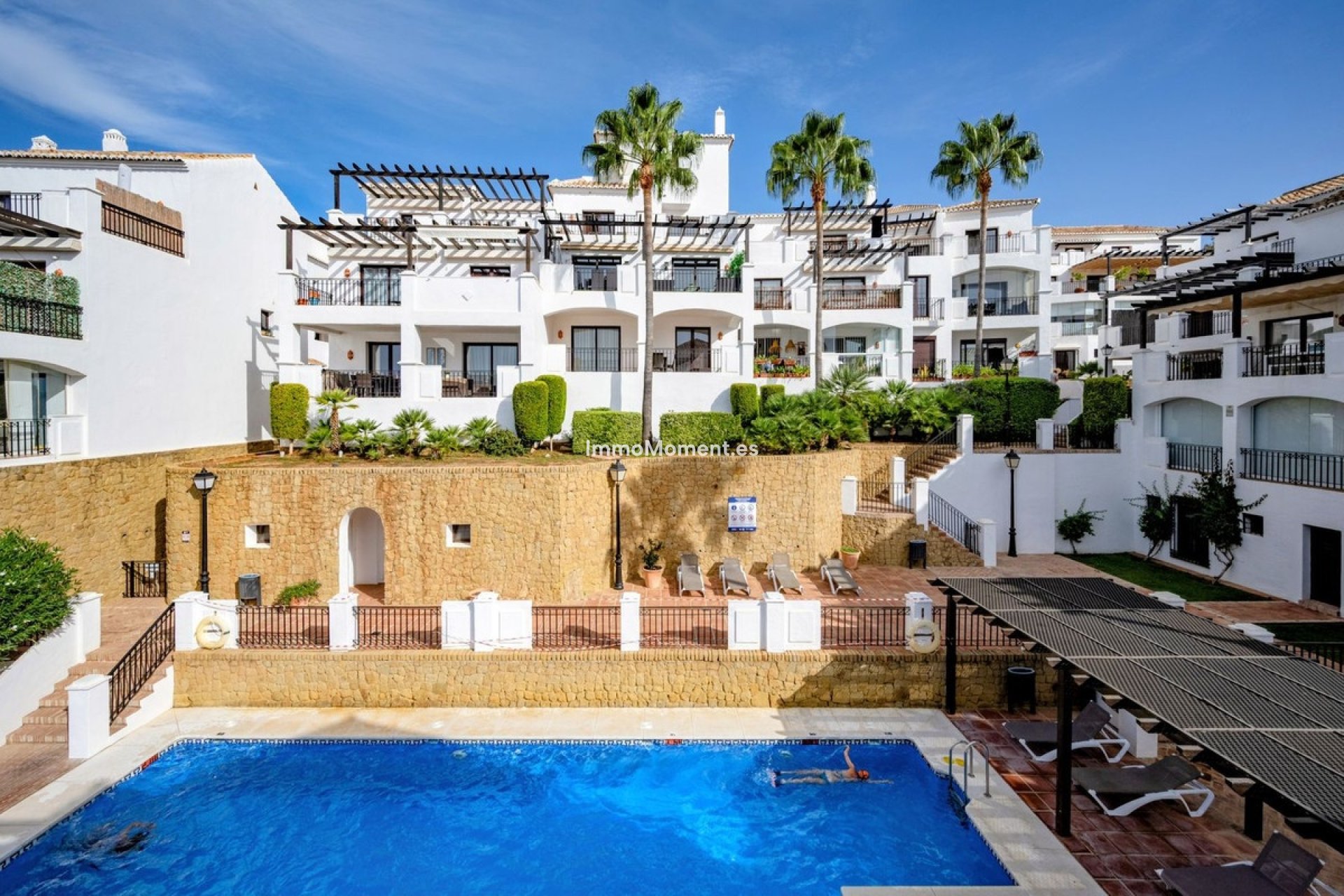 Resale - Apartment - Marbella - Altos de los Monteros