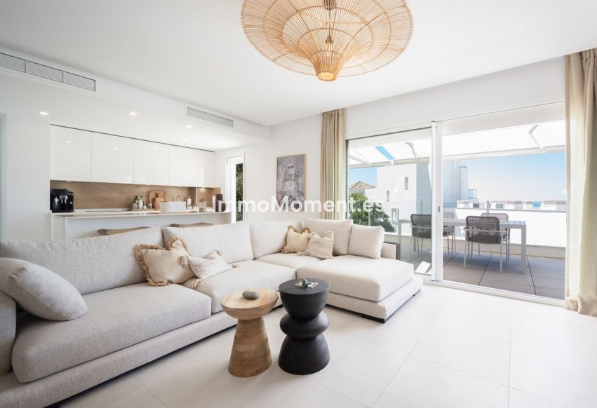 Resale - Apartment - Marbella - Altos de los Monteros