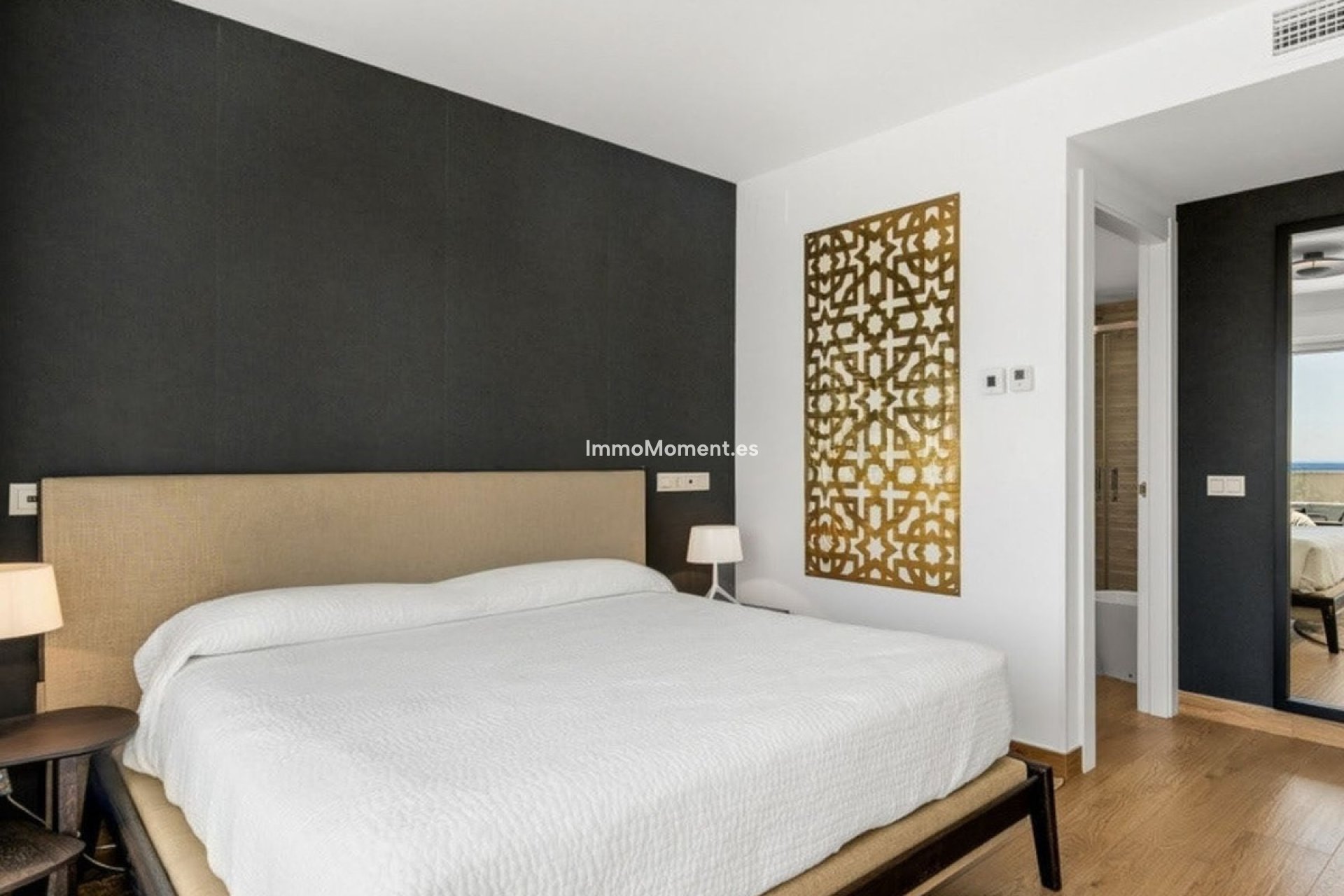 Resale - Apartment - Marbella - Altos de los Monteros