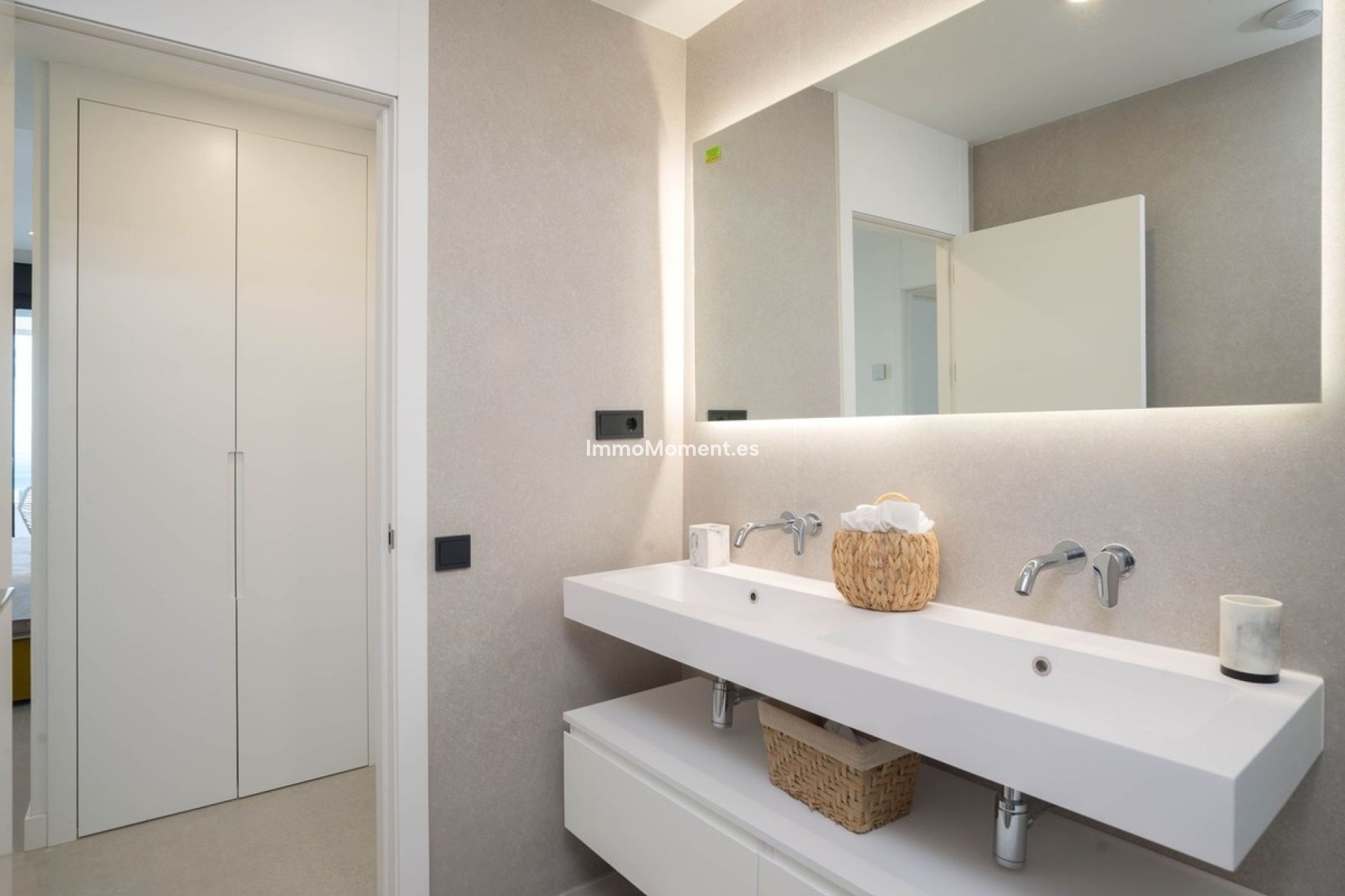 Resale - Apartment - Marbella - Altos de los Monteros