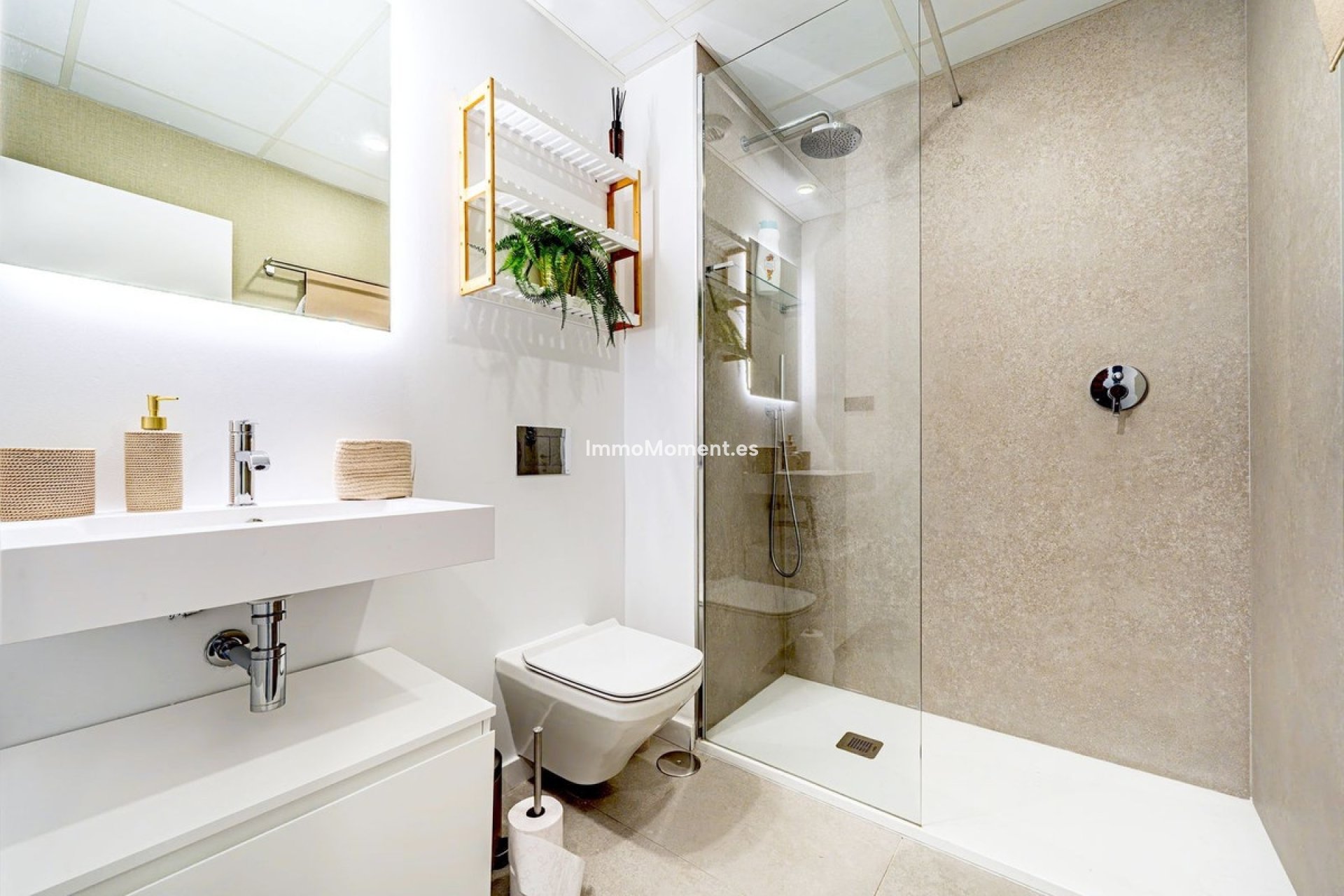 Resale - Apartment - Marbella - Altos de los Monteros