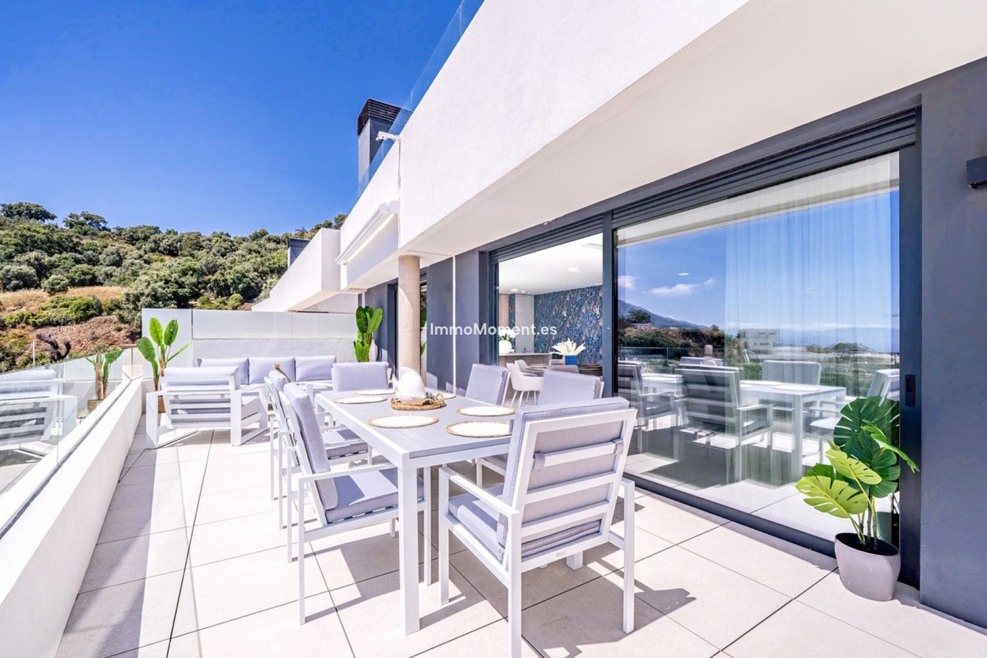Resale - Apartment - Marbella - Altos de los Monteros