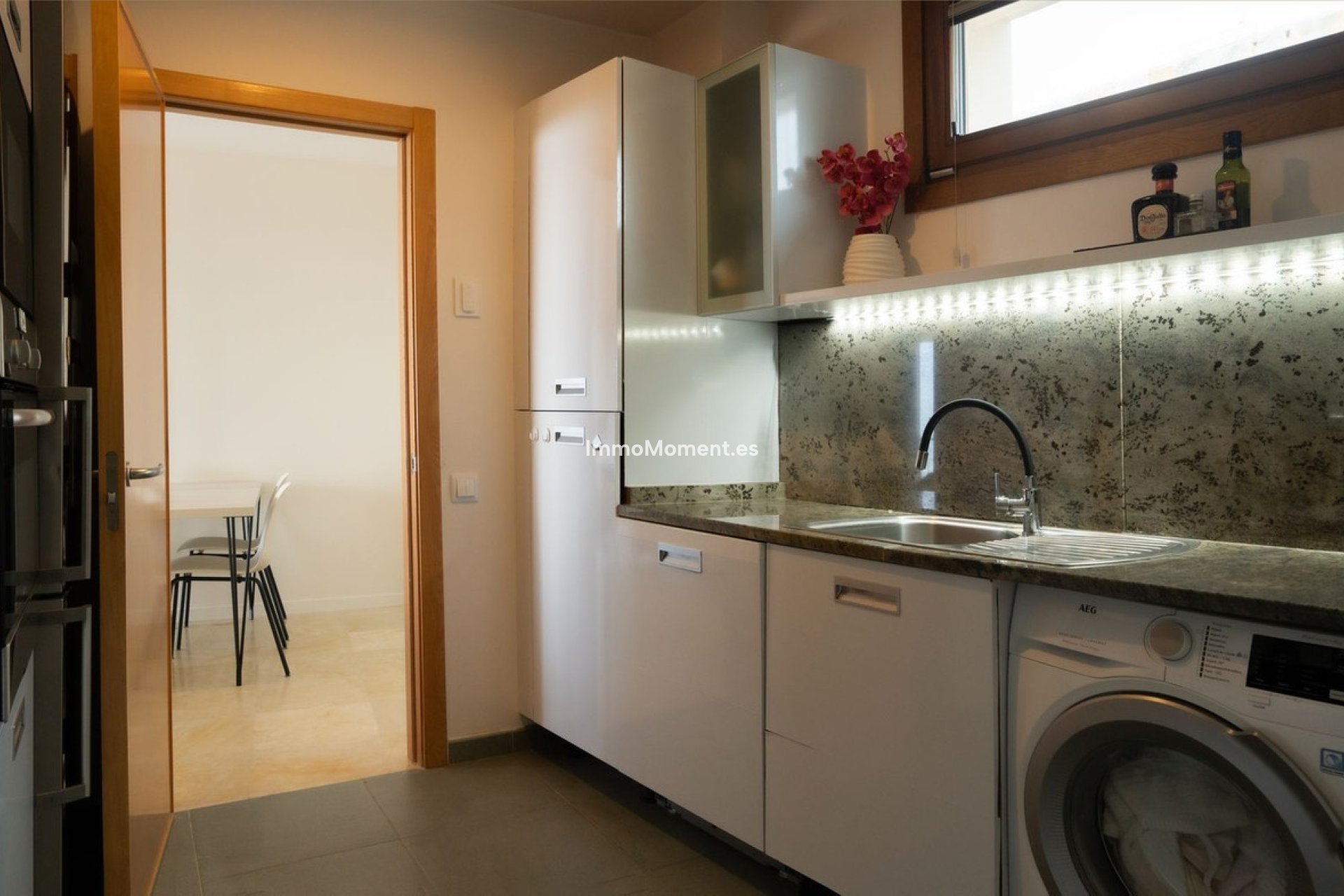 Resale - Apartment - Marbella - Altos de los Monteros