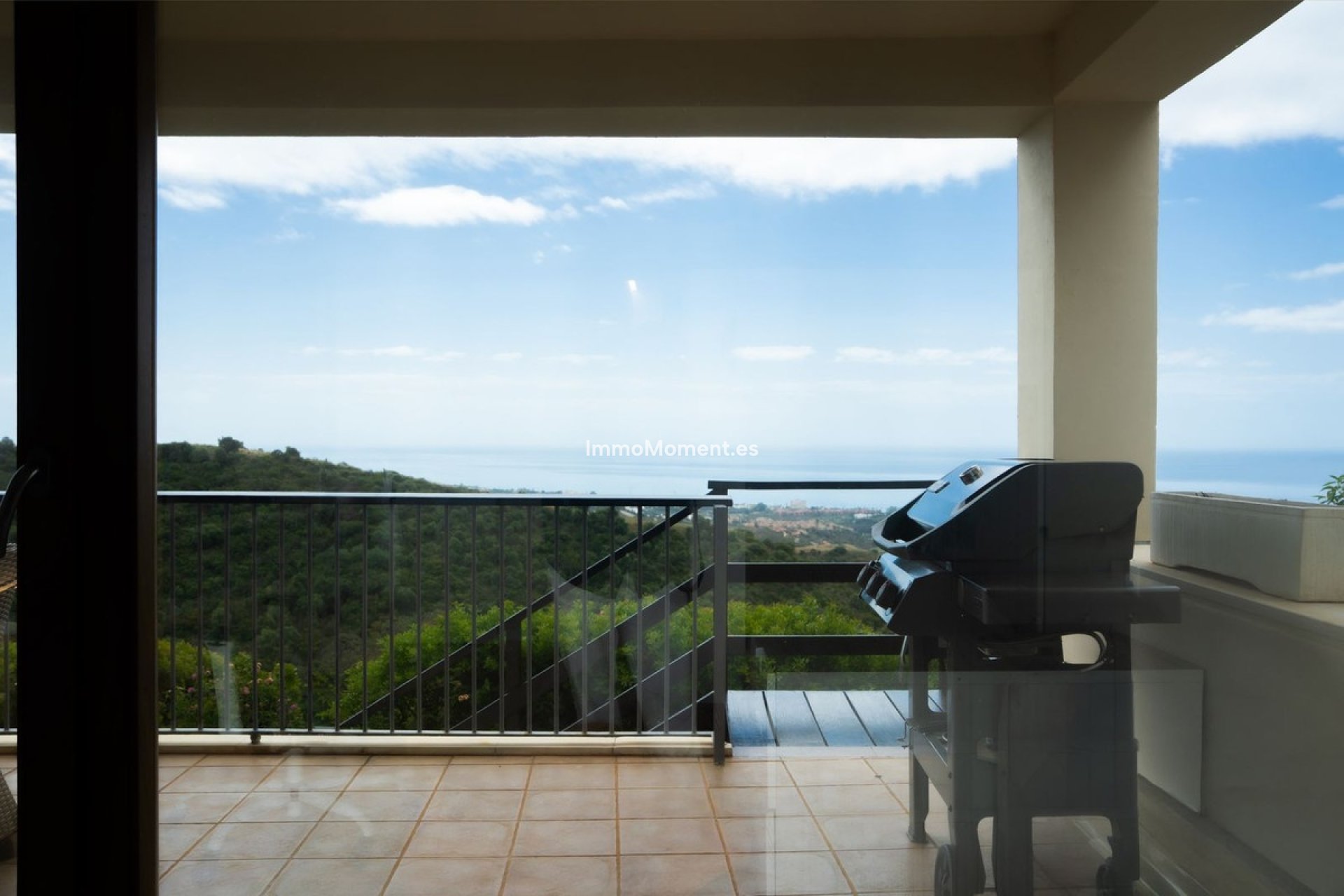 Resale - Apartment - Marbella - Altos de los Monteros