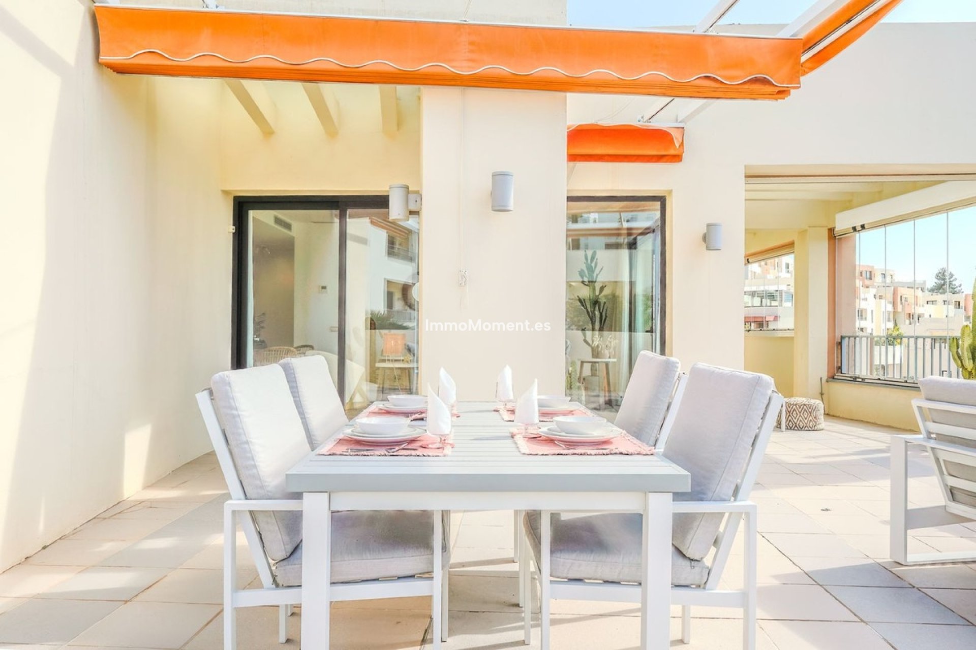 Resale - Apartment - Marbella - Altos de los Monteros