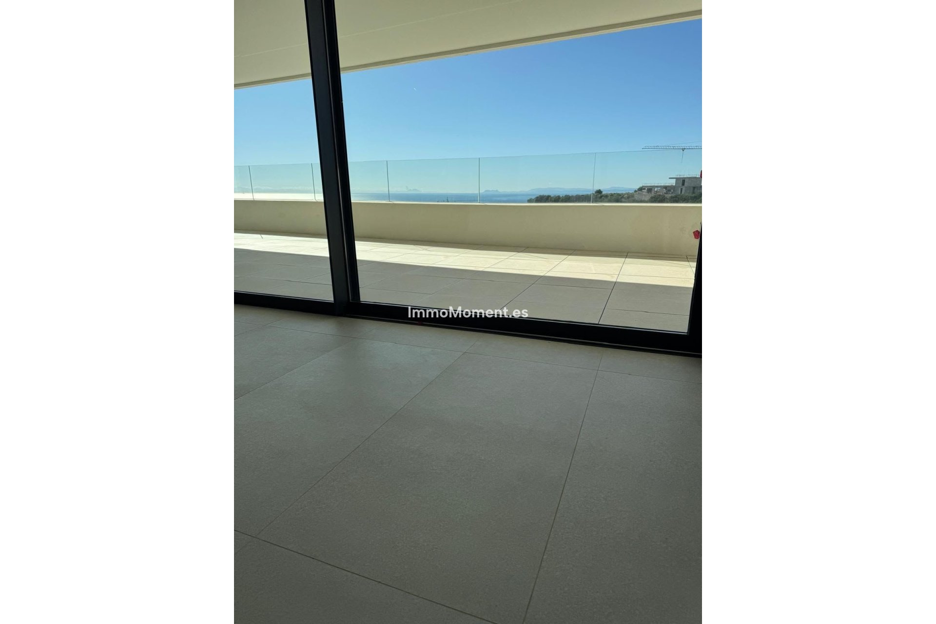 Resale - Apartment - Marbella - Altos de los Monteros