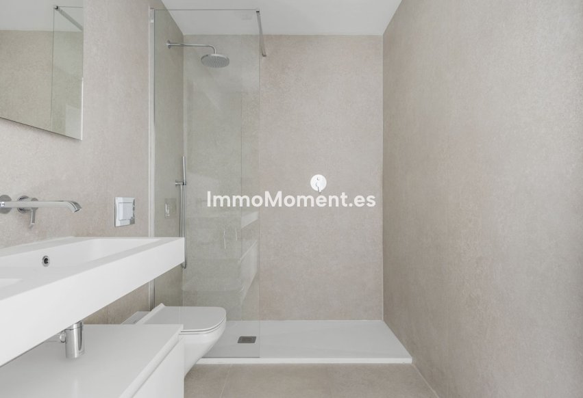 Resale - Apartment - Marbella - Altos de los Monteros