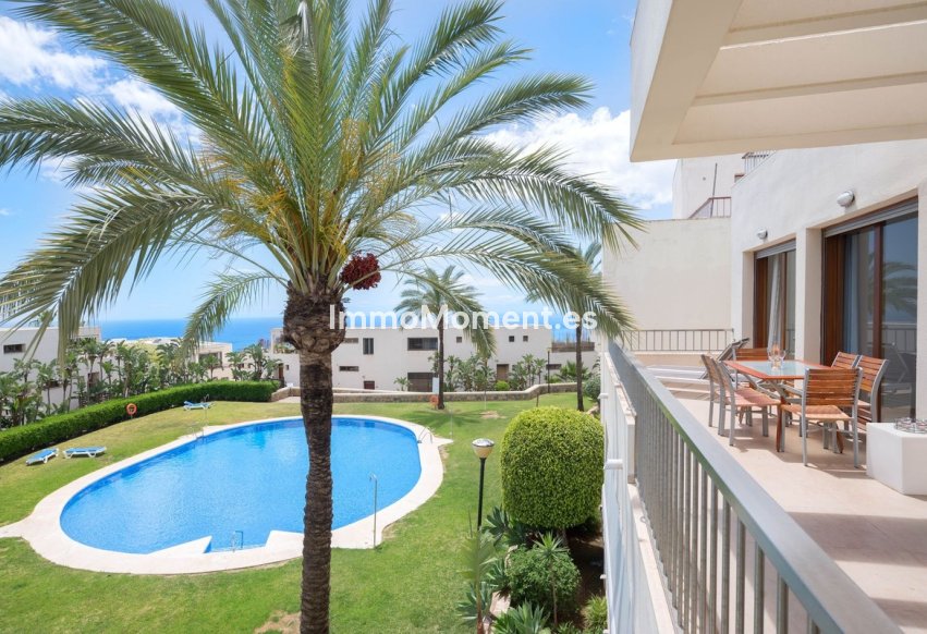 Resale - Apartment - Marbella - Altos de los Monteros