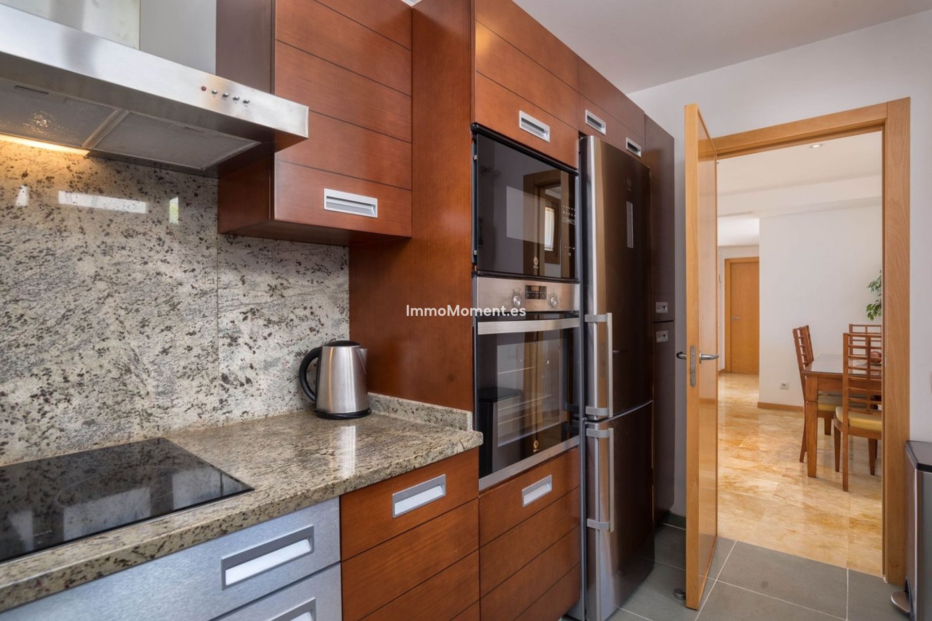 Resale - Apartment - Marbella - Altos de los Monteros