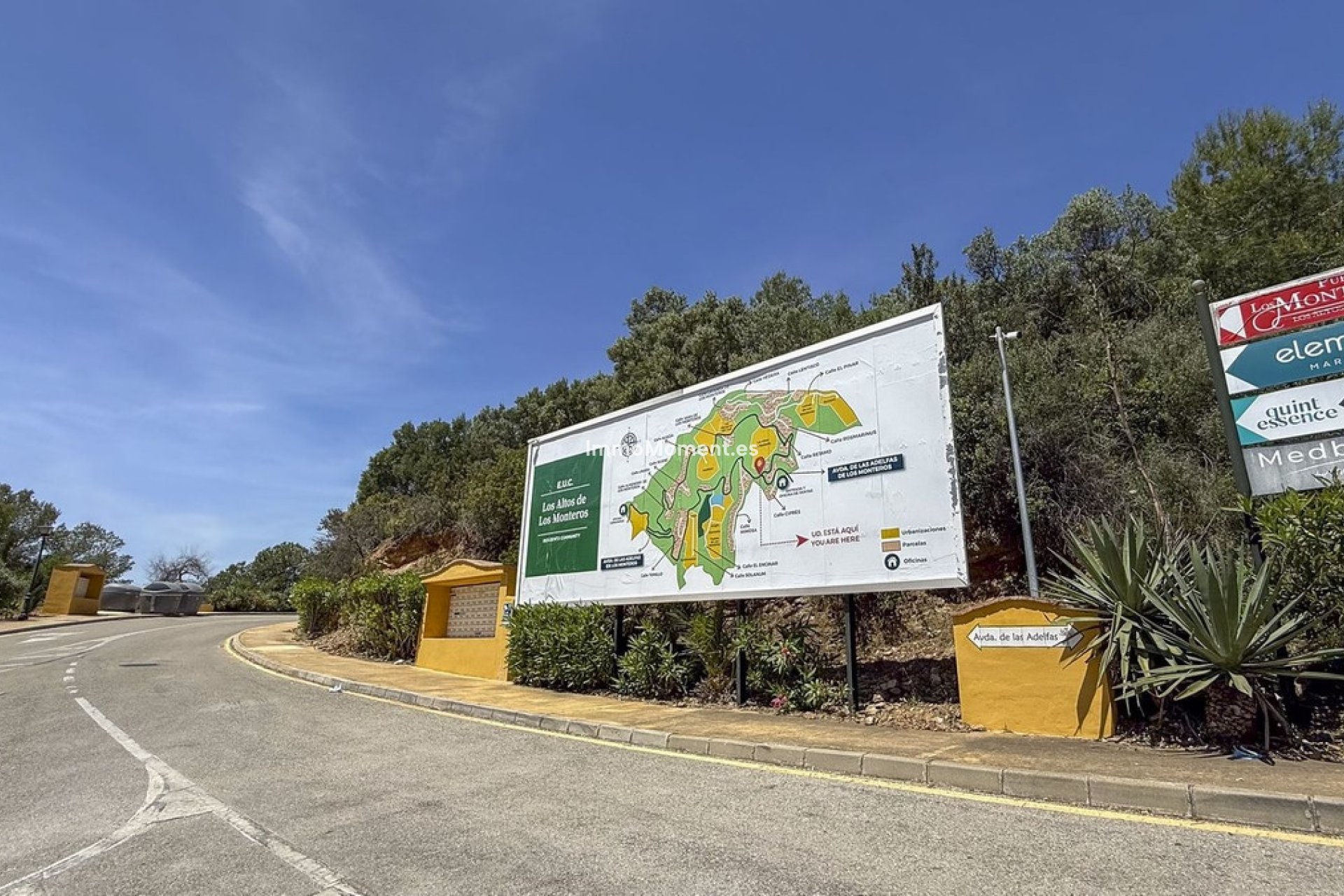Resale - Apartment - Marbella - Altos de los Monteros