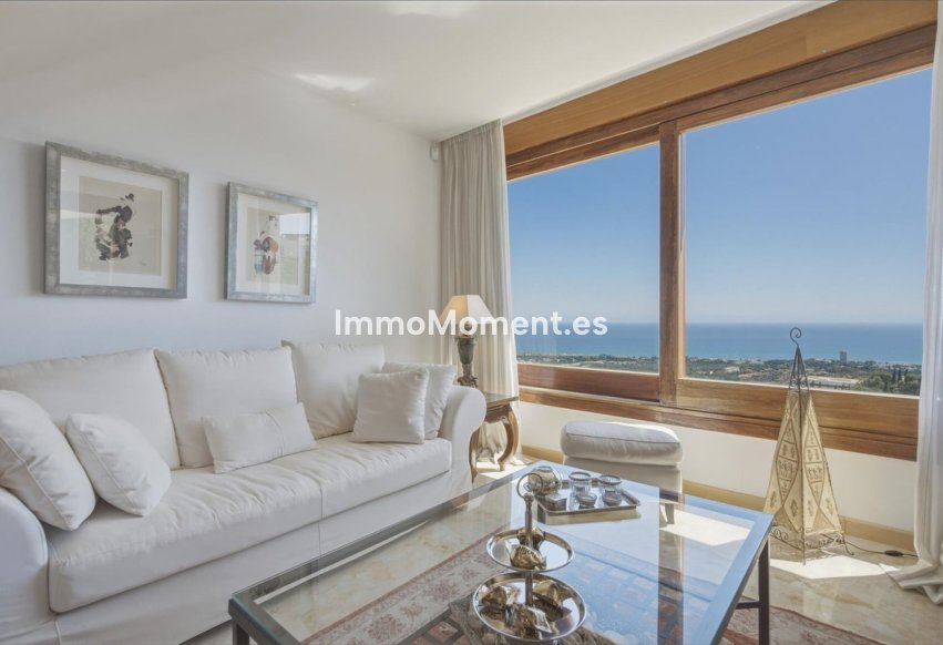 Resale - Apartment - Marbella - Altos de los Monteros