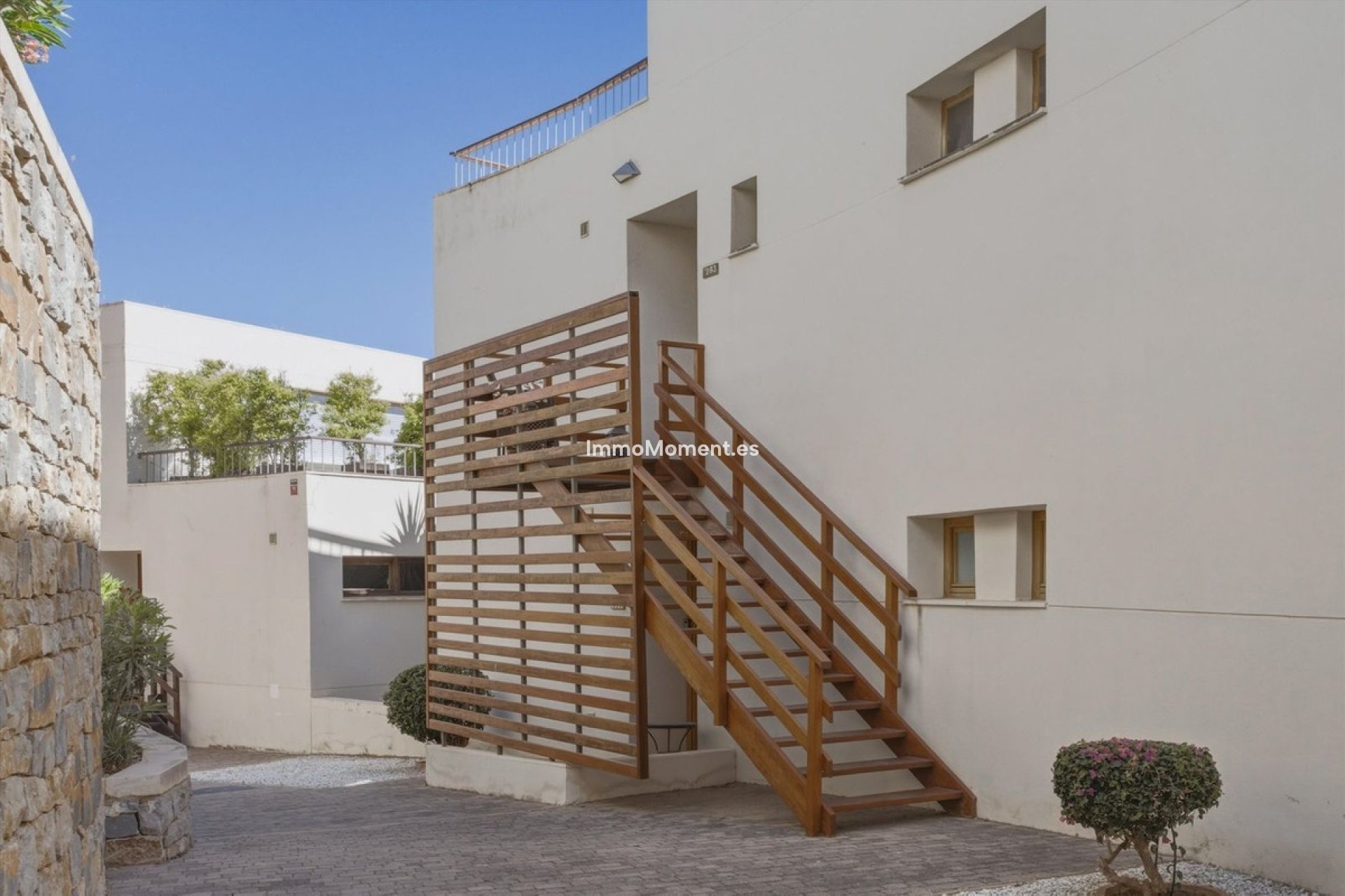 Resale - Apartment - Marbella - Altos de los Monteros