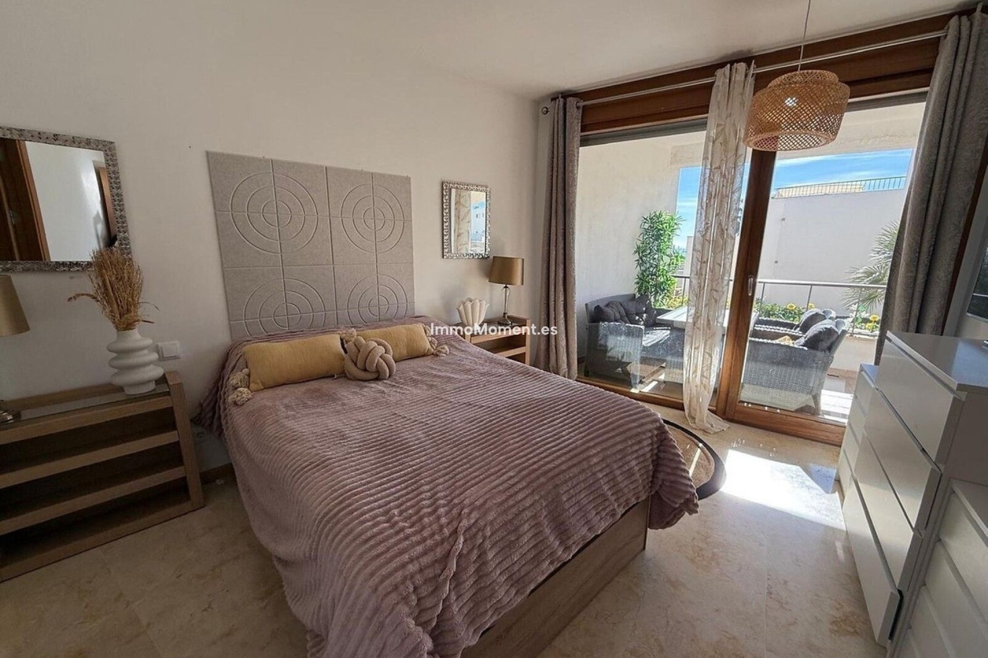 Resale - Apartment - Marbella - Altos de los Monteros