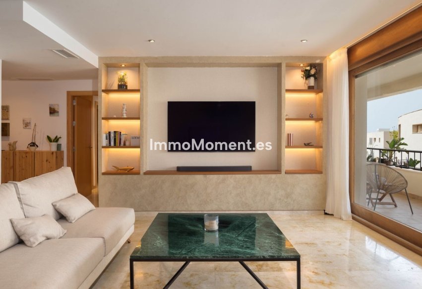 Resale - Apartment - Marbella - Altos de los Monteros