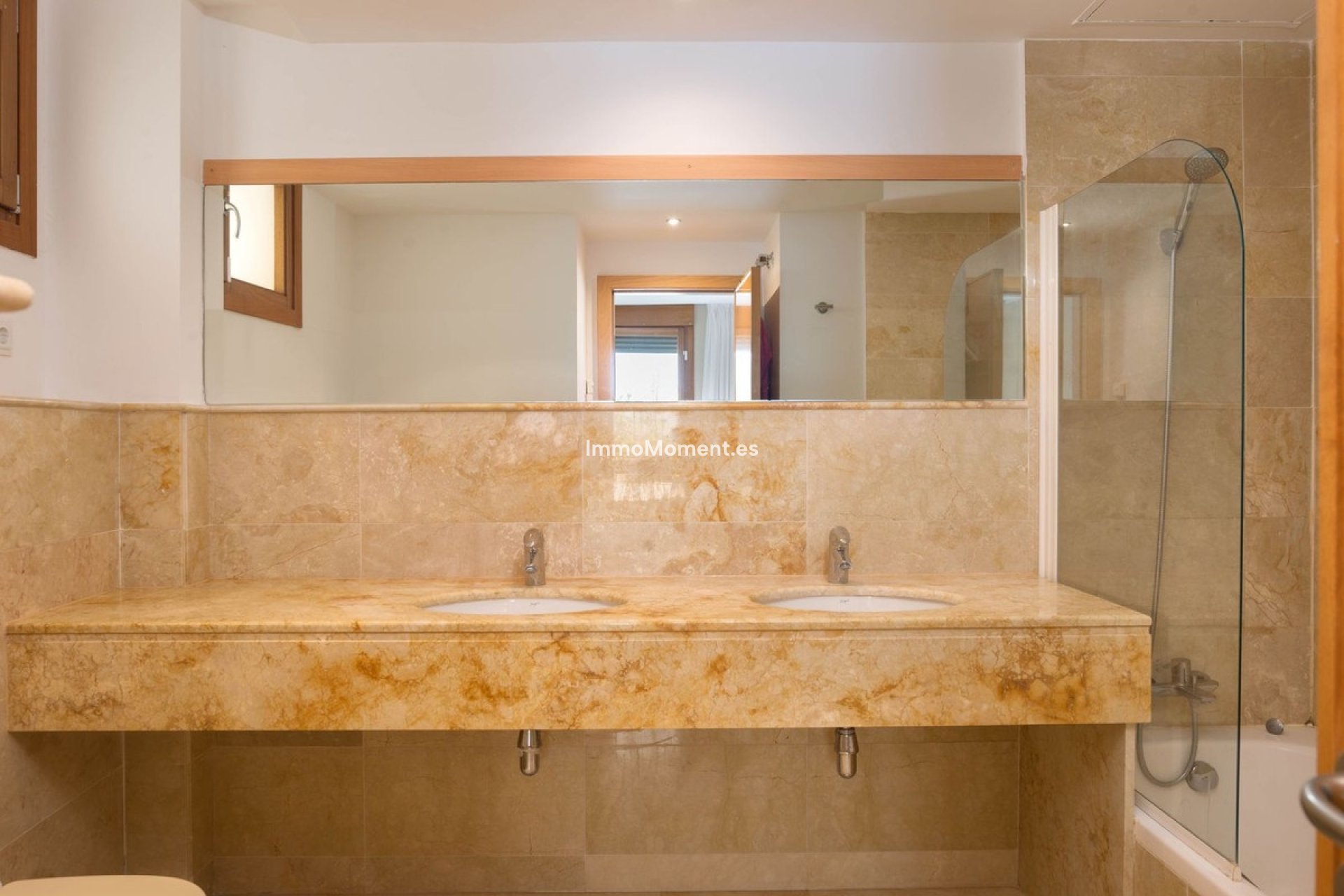 Resale - Apartment - Marbella - Altos de los Monteros