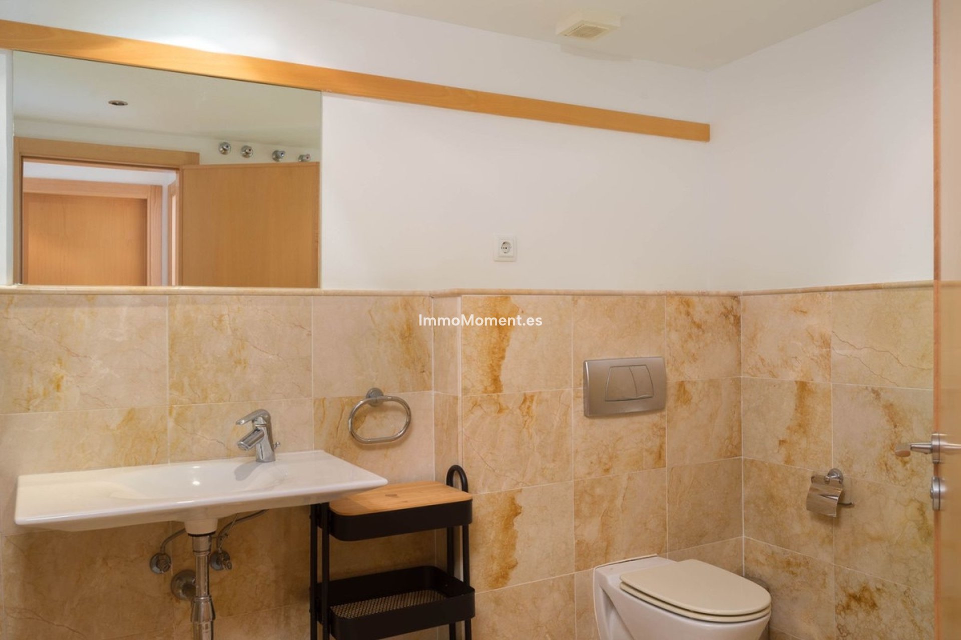 Resale - Apartment - Marbella - Altos de los Monteros