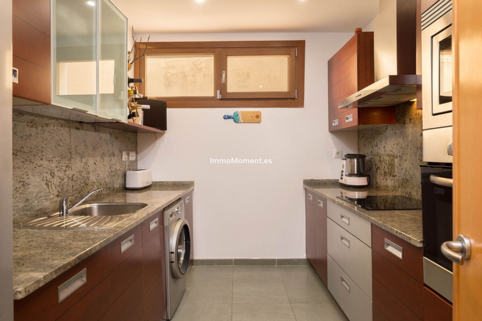 Resale - Apartment - Marbella - Altos de los Monteros
