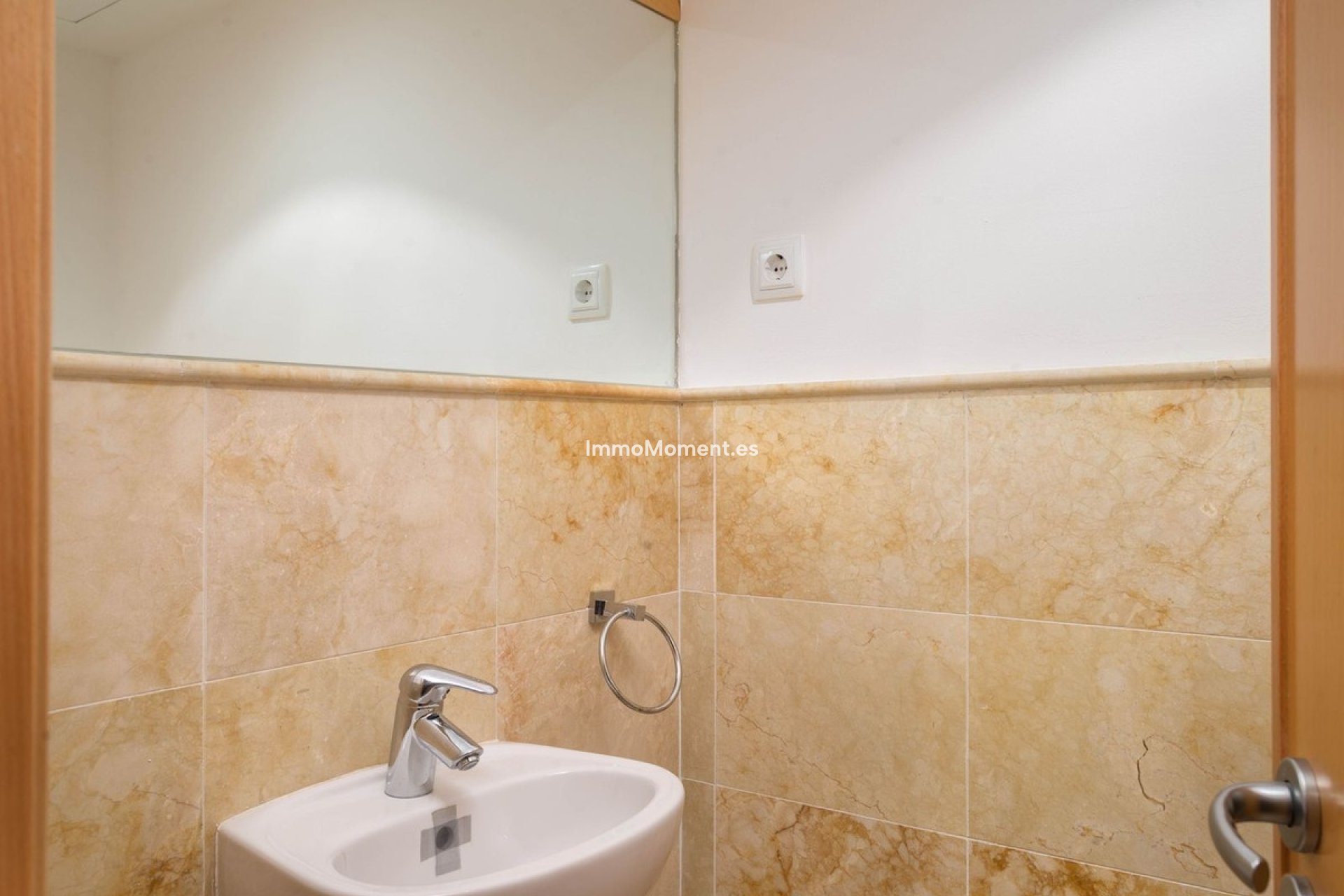 Resale - Apartment - Marbella - Altos de los Monteros