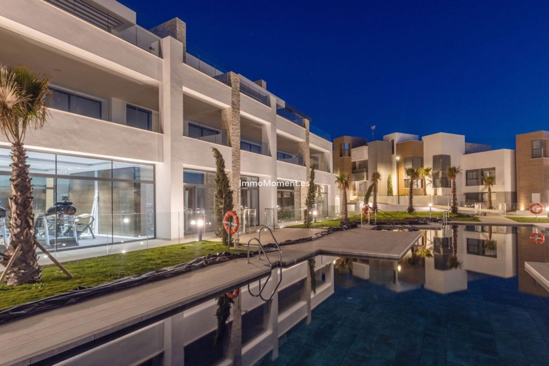 Resale - Apartment - Marbella - Artola