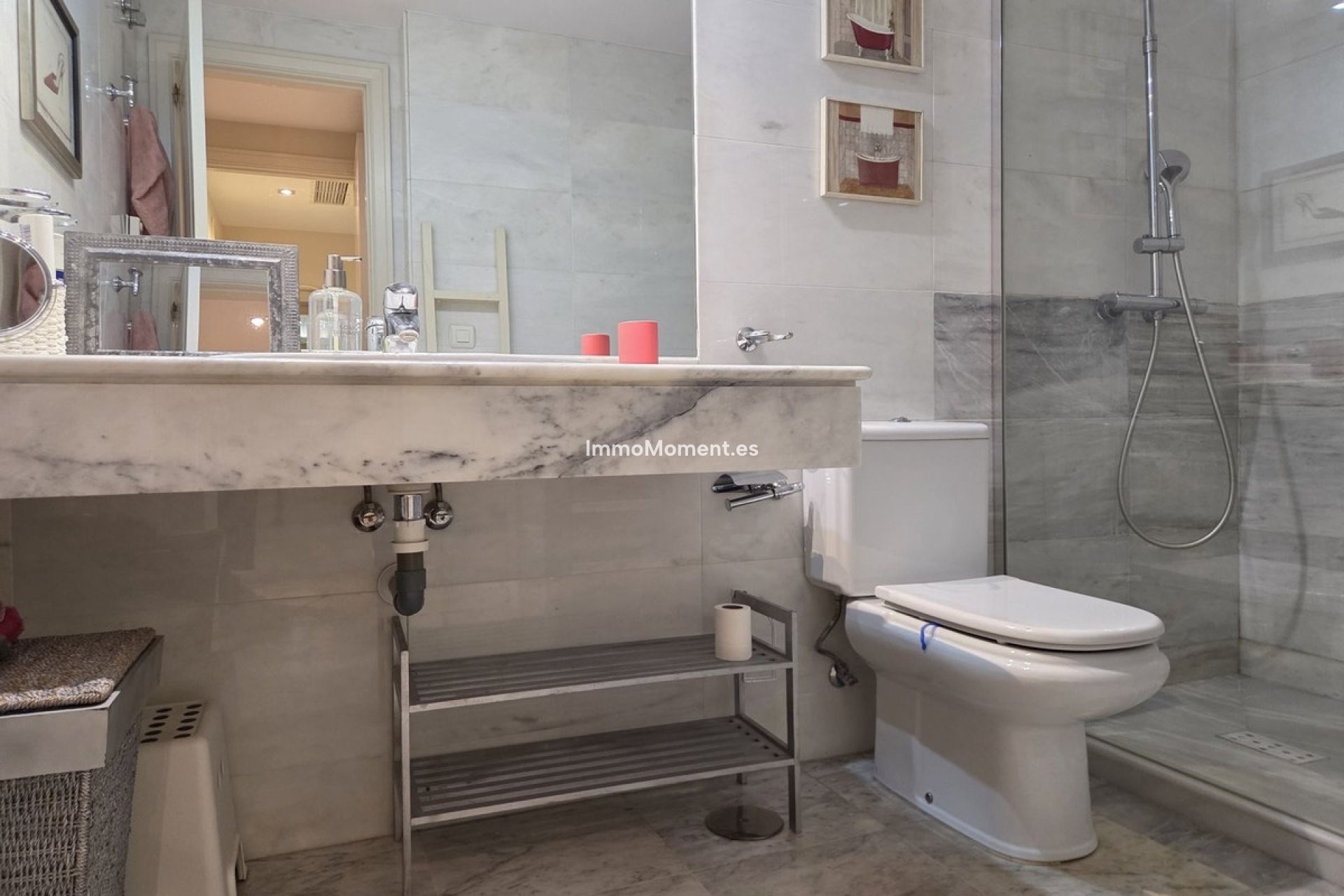 Resale - Apartment - Marbella - Bahía de Marbella