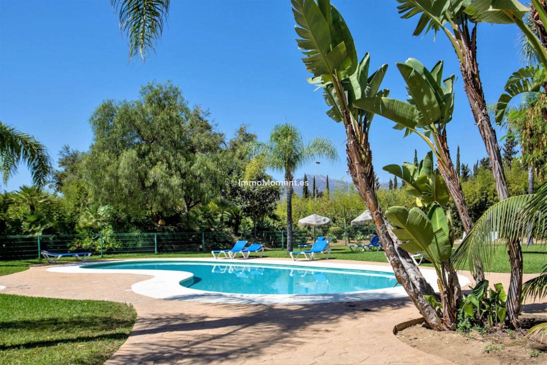 Resale - Apartment - Marbella - Bahía de Marbella
