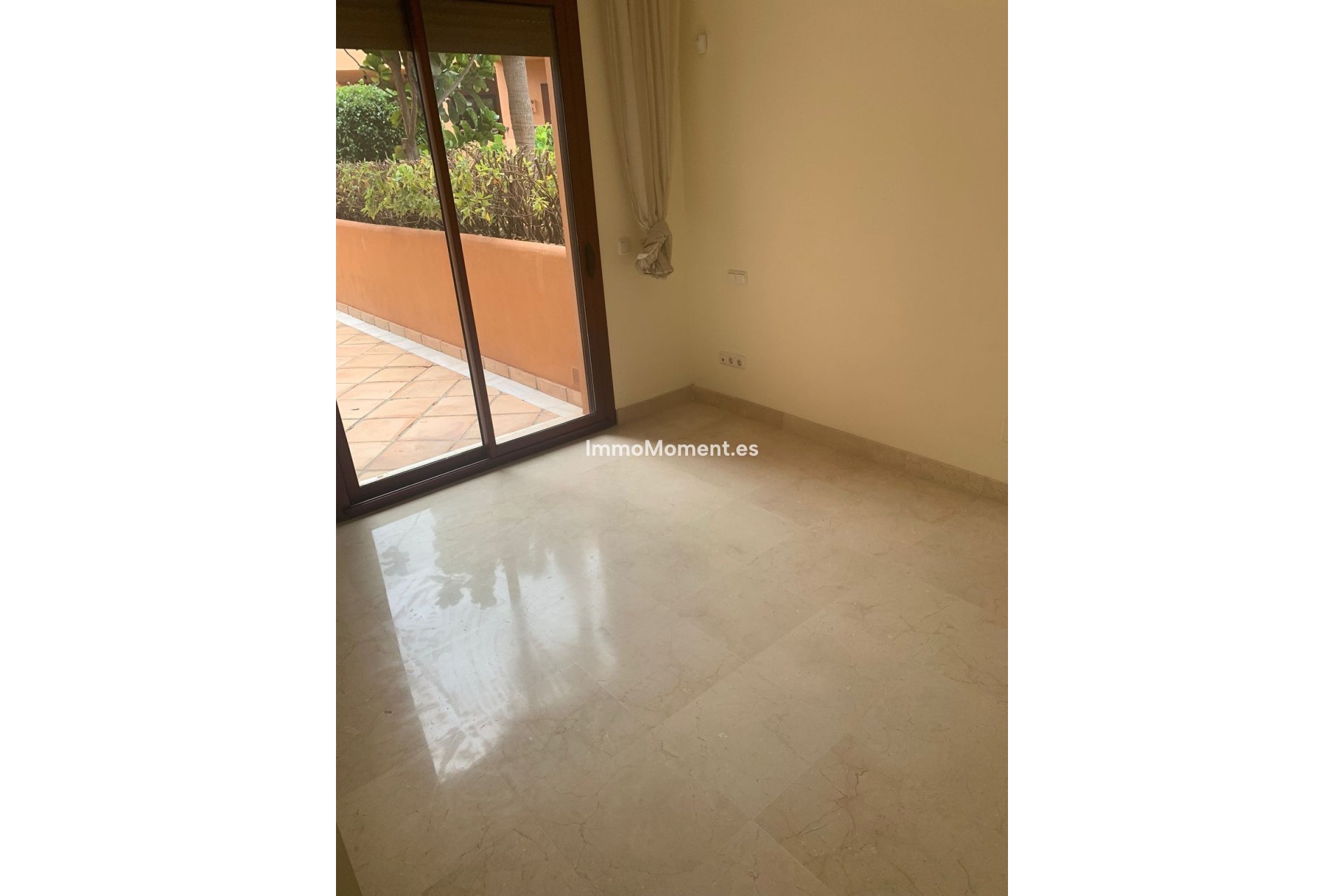 Resale - Apartment - Marbella - Bahía de Marbella