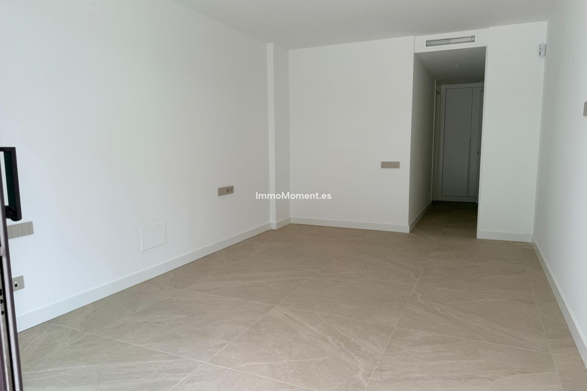 Resale - Apartment - Marbella - Bahía de Marbella