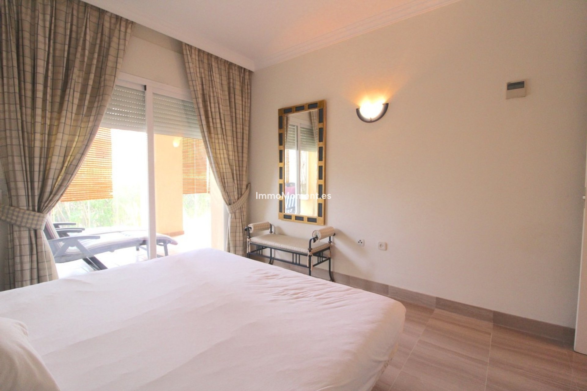 Resale - Apartment - Marbella - Bahía de Marbella