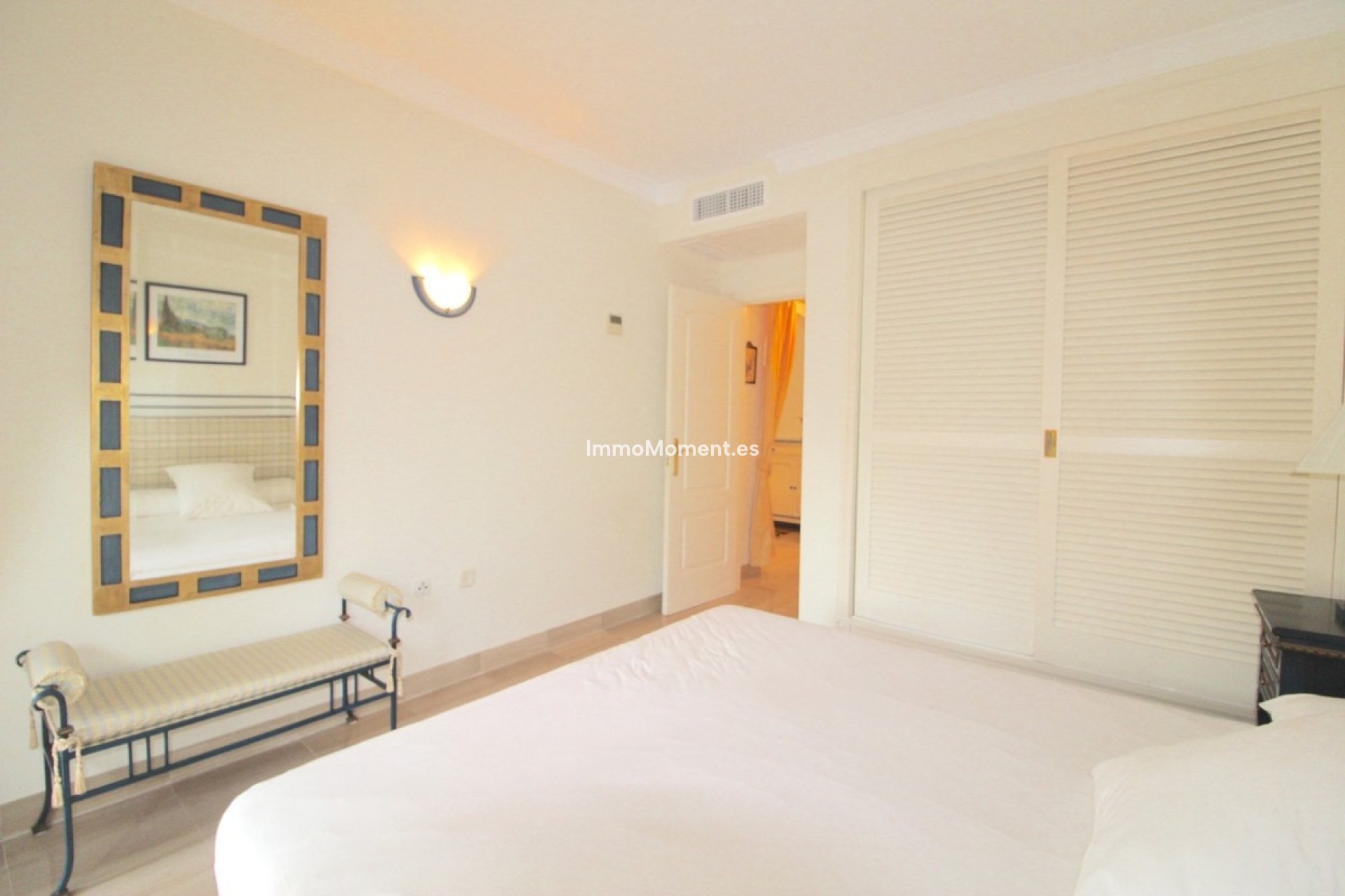 Resale - Apartment - Marbella - Bahía de Marbella