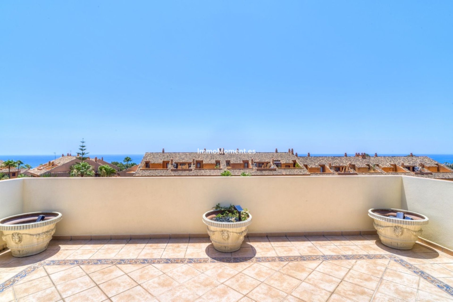 Resale - Apartment - Marbella - Bahía de Marbella