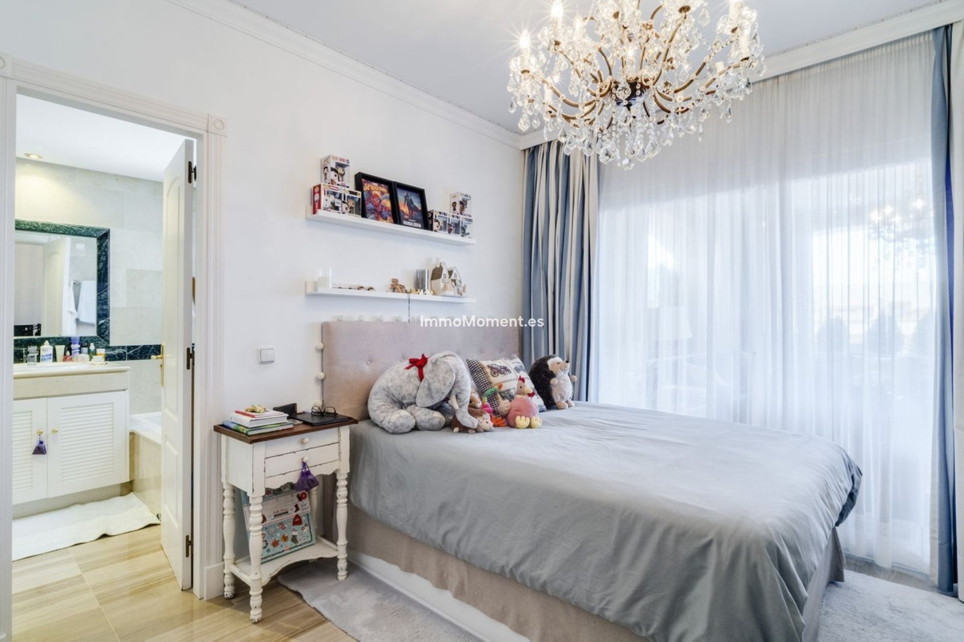 Resale - Apartment - Marbella - Bahía de Marbella