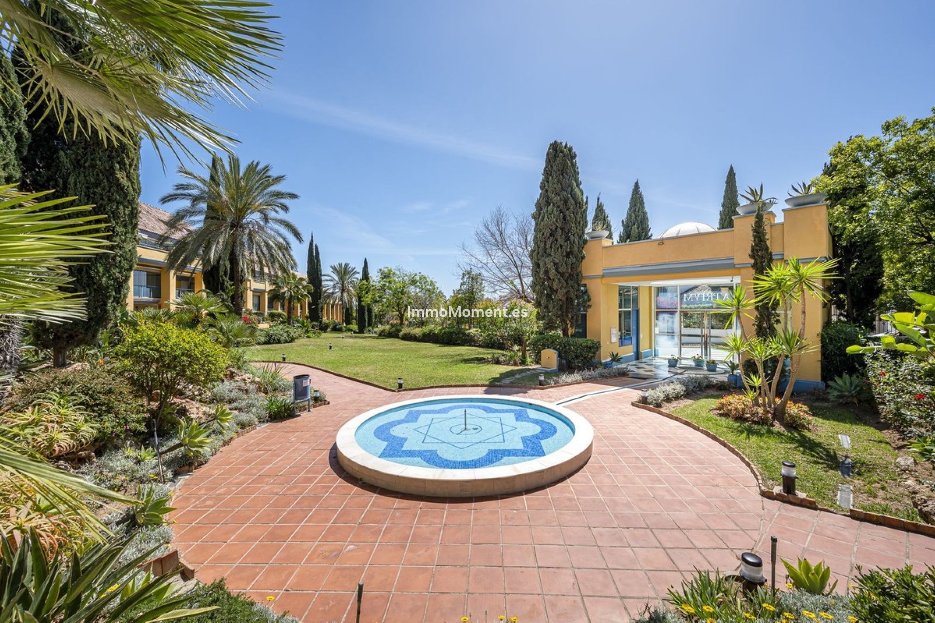 Resale - Apartment - Marbella - Bahía de Marbella