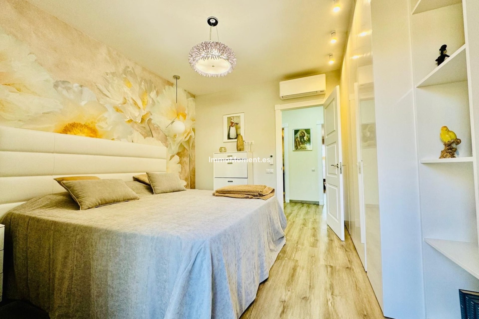 Resale - Apartment - Marbella - Bahía de Marbella