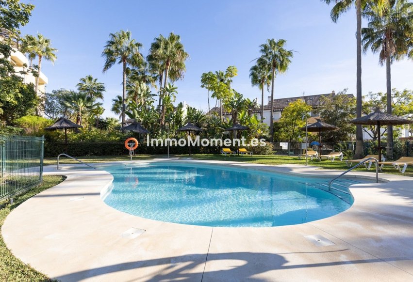 Resale - Apartment - Marbella - Bahía de Marbella