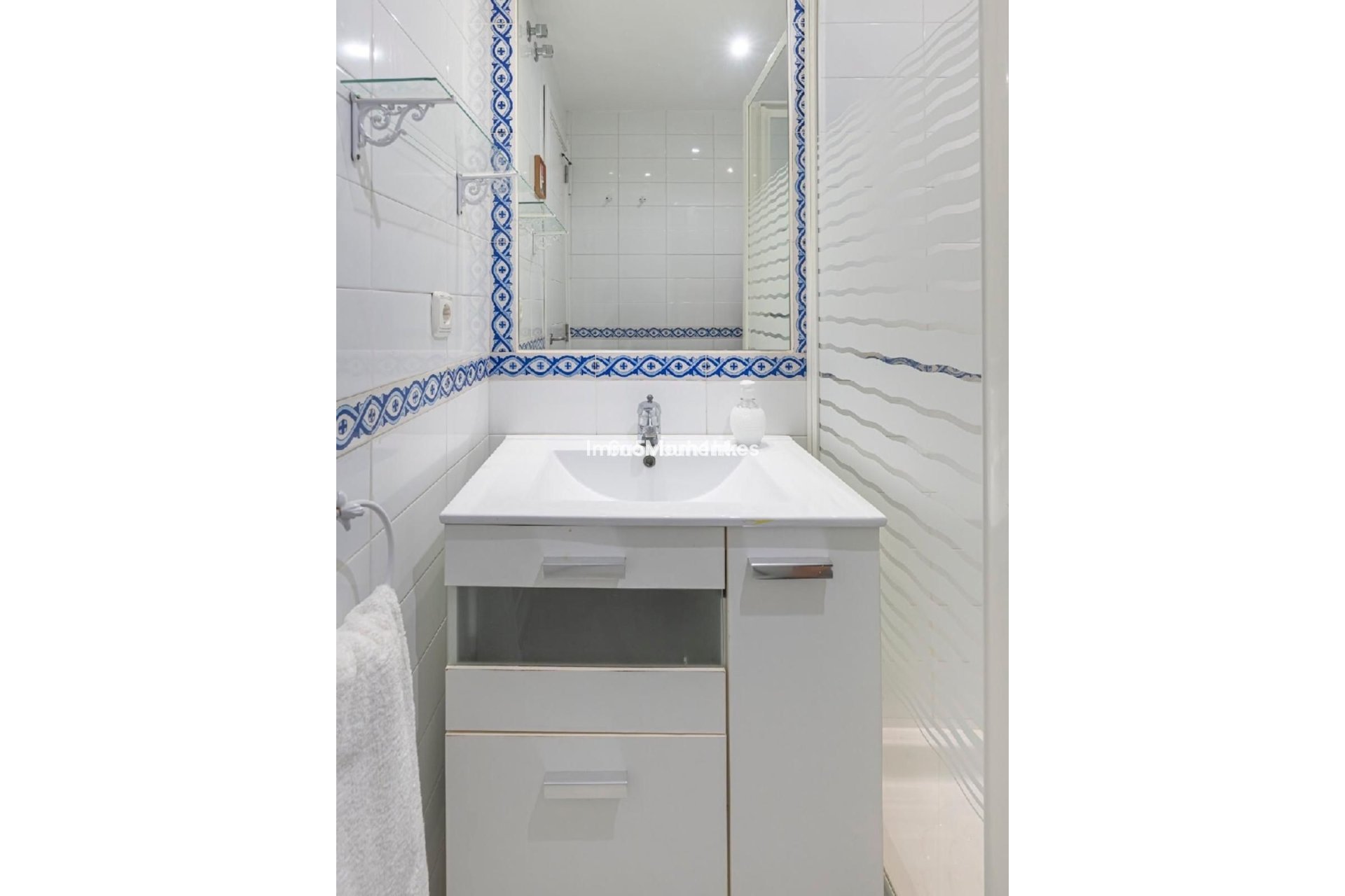 Resale - Apartment - Marbella - Bahía de Marbella