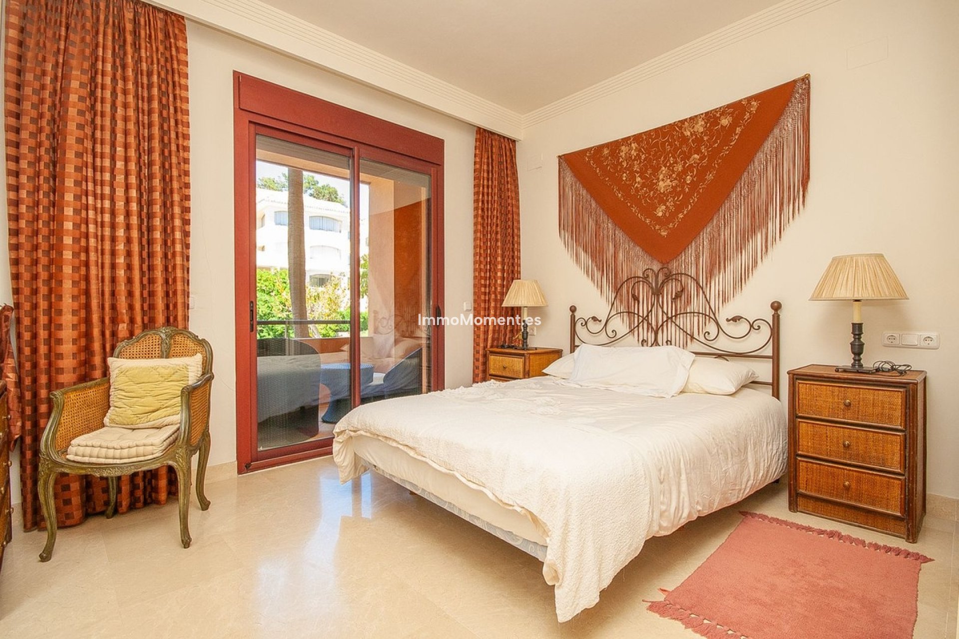Resale - Apartment - Marbella - Bahía de Marbella