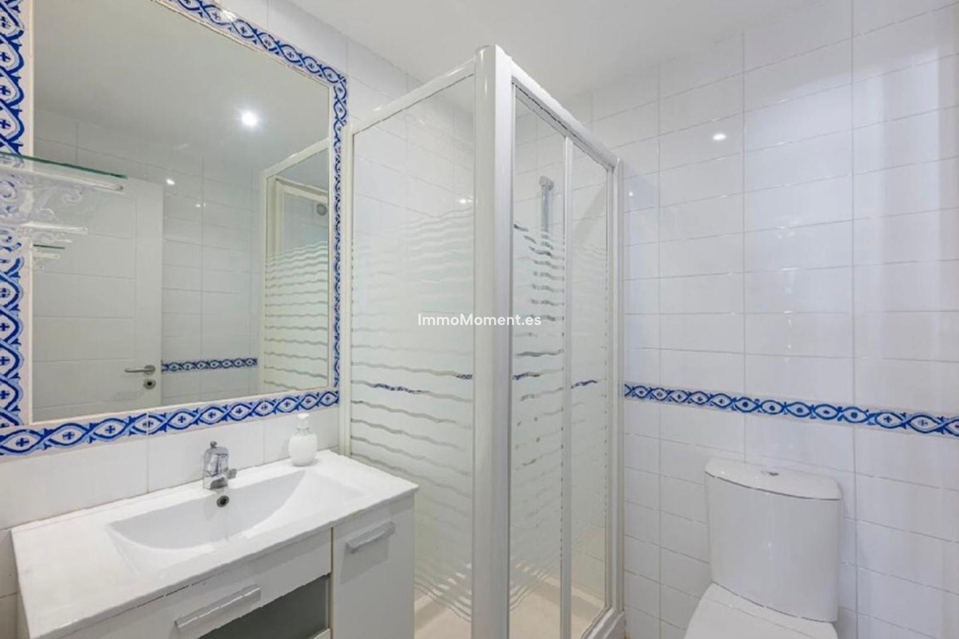 Resale - Apartment - Marbella - Bahía de Marbella