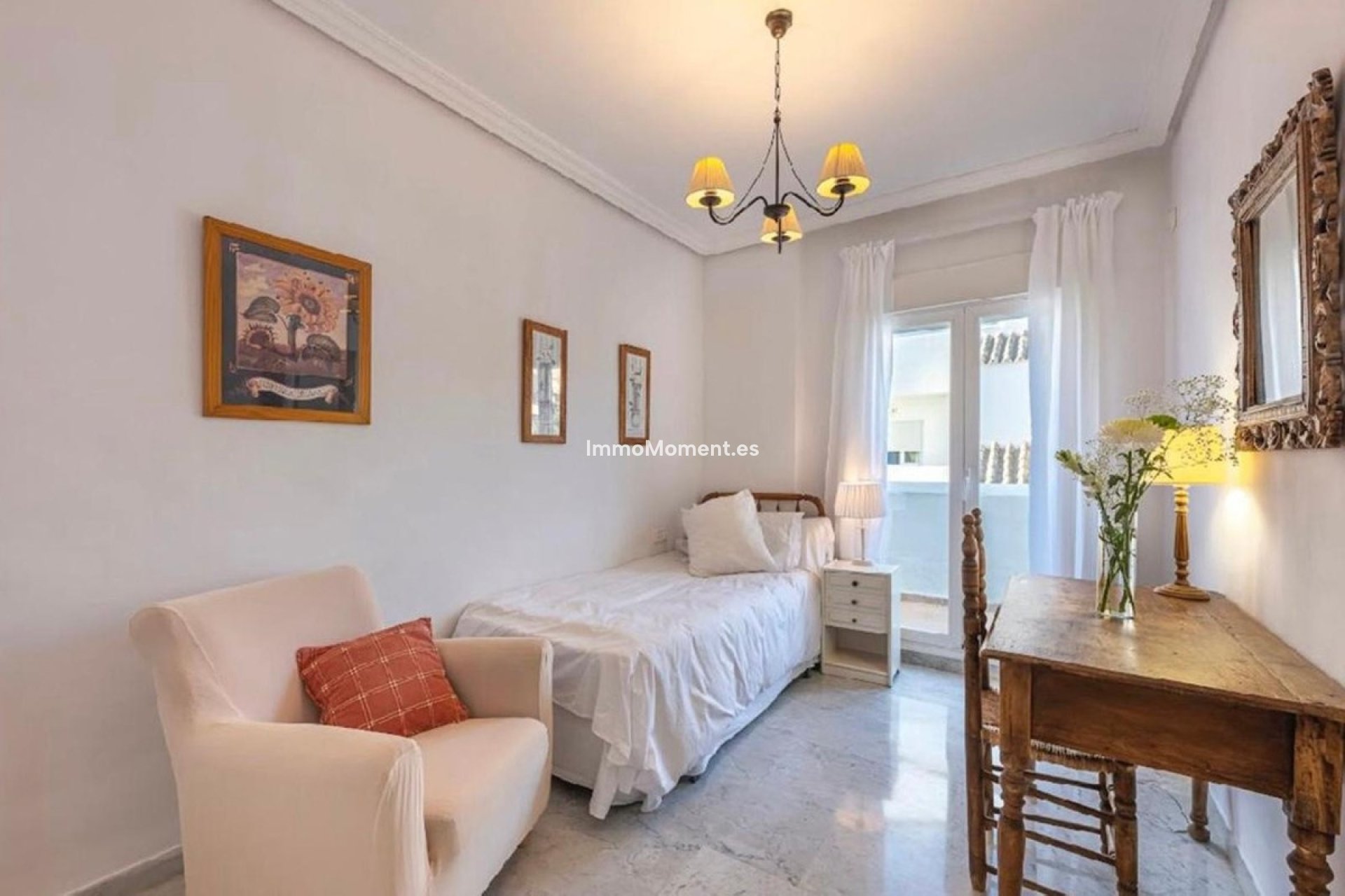 Resale - Apartment - Marbella - Bahía de Marbella