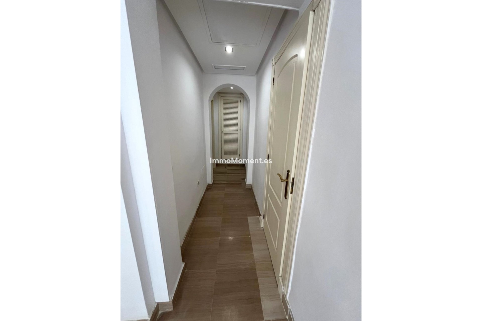 Resale - Apartment - Marbella - Bahía de Marbella