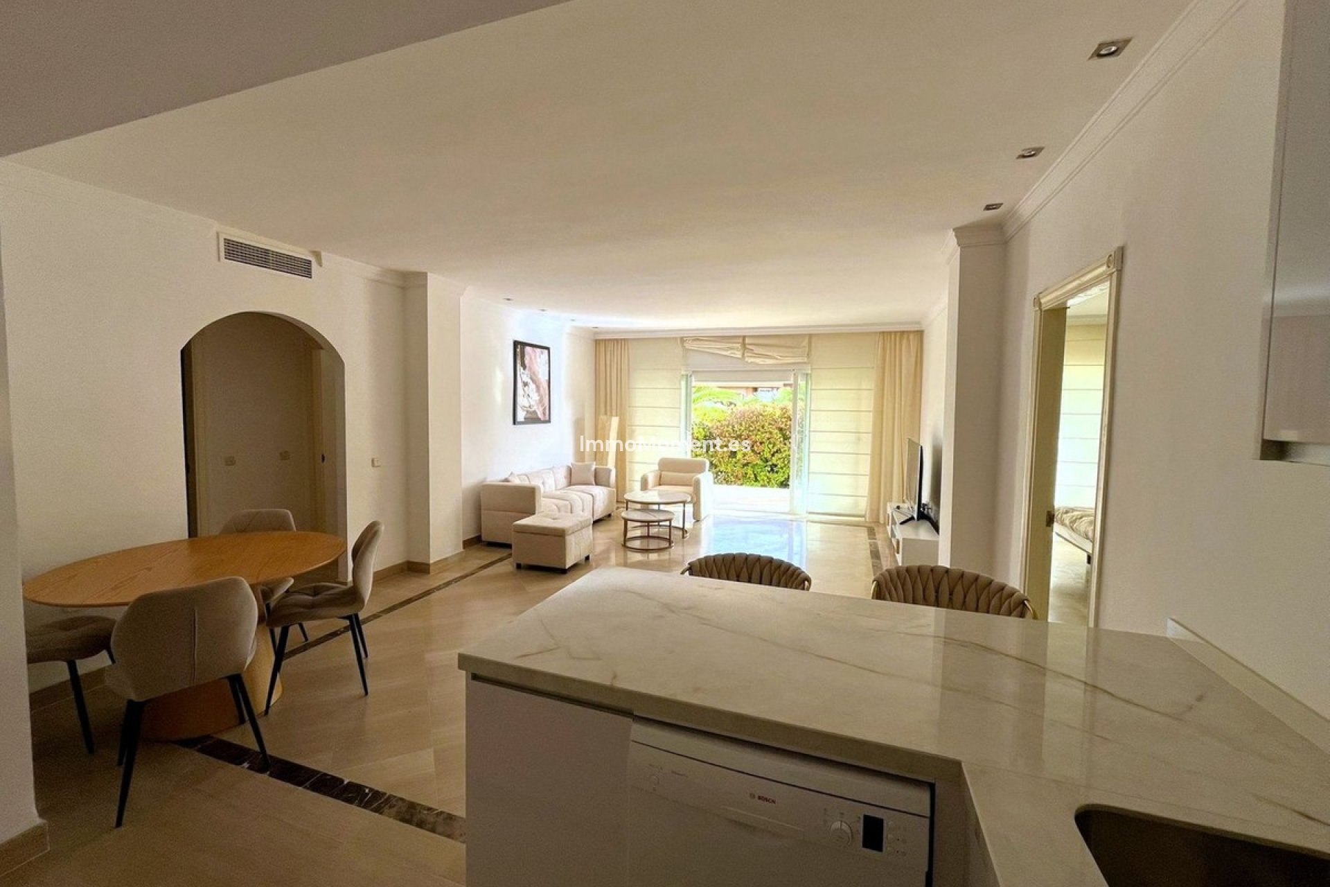 Resale - Apartment - Marbella - Bahía de Marbella