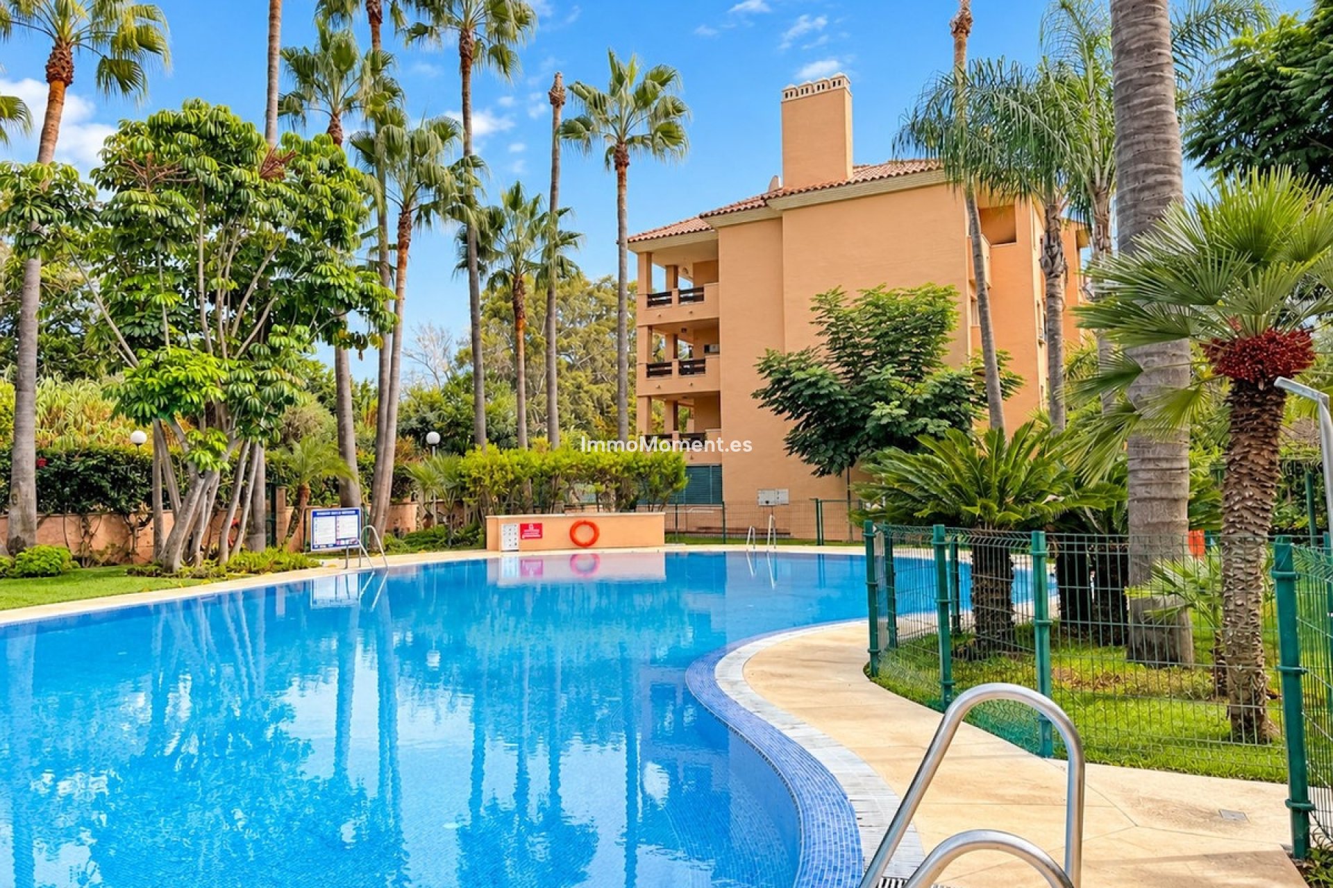 Resale - Apartment - Marbella - Cabopino