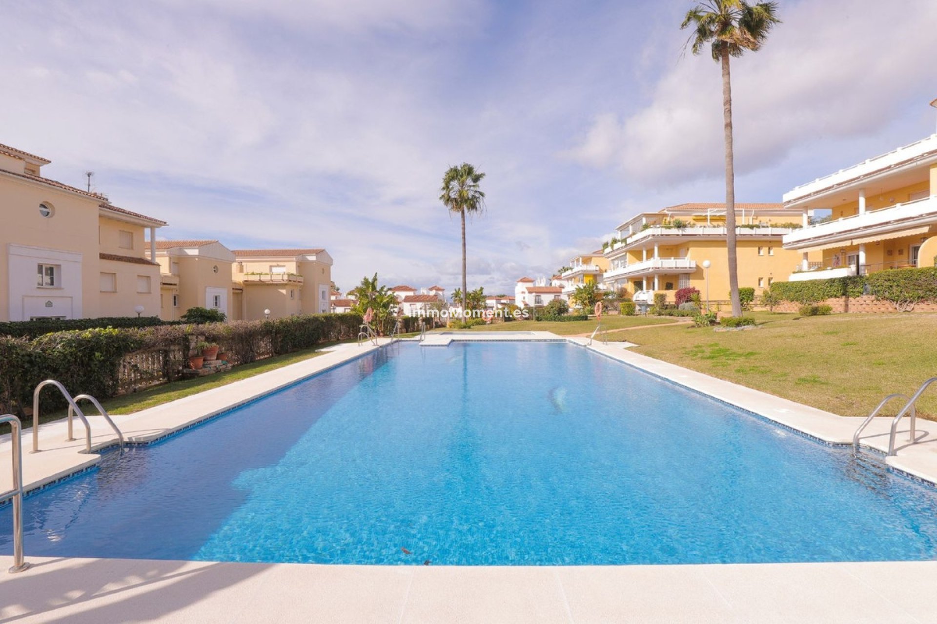 Resale - Apartment - Marbella - Cabopino