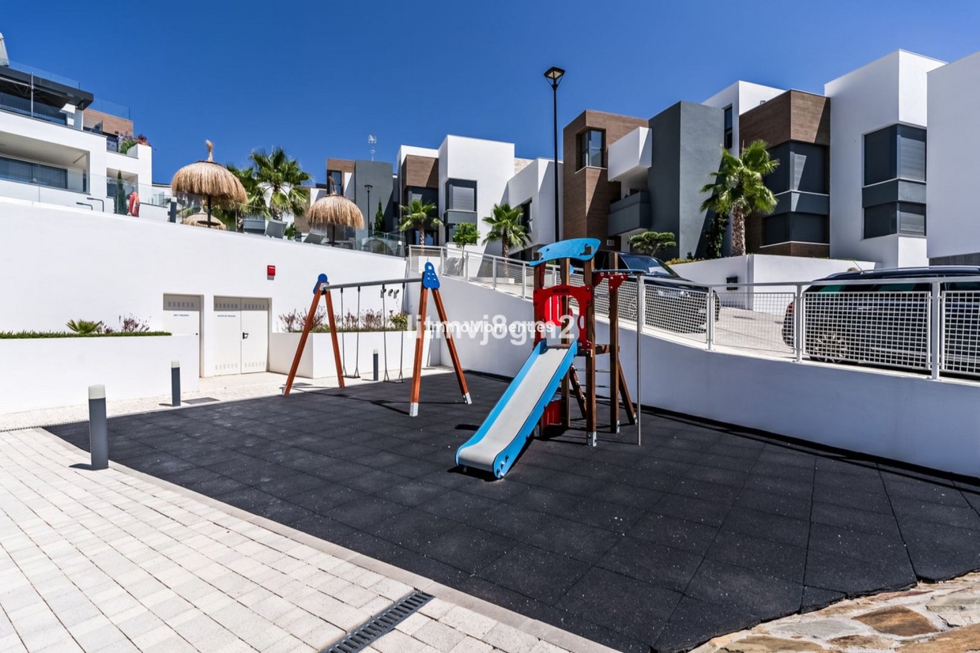 Resale - Apartment - Marbella - Cabopino