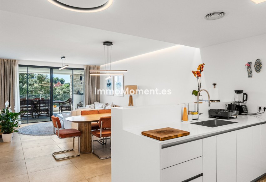 Resale - Apartment - Marbella - Cabopino