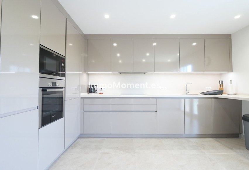 Resale - Apartment - Marbella - Cabopino