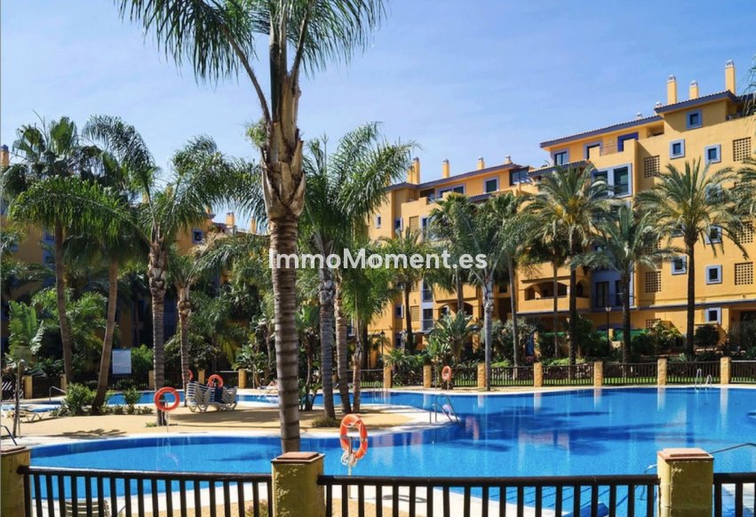 Resale - Apartment - Marbella - Cortijo Blanco