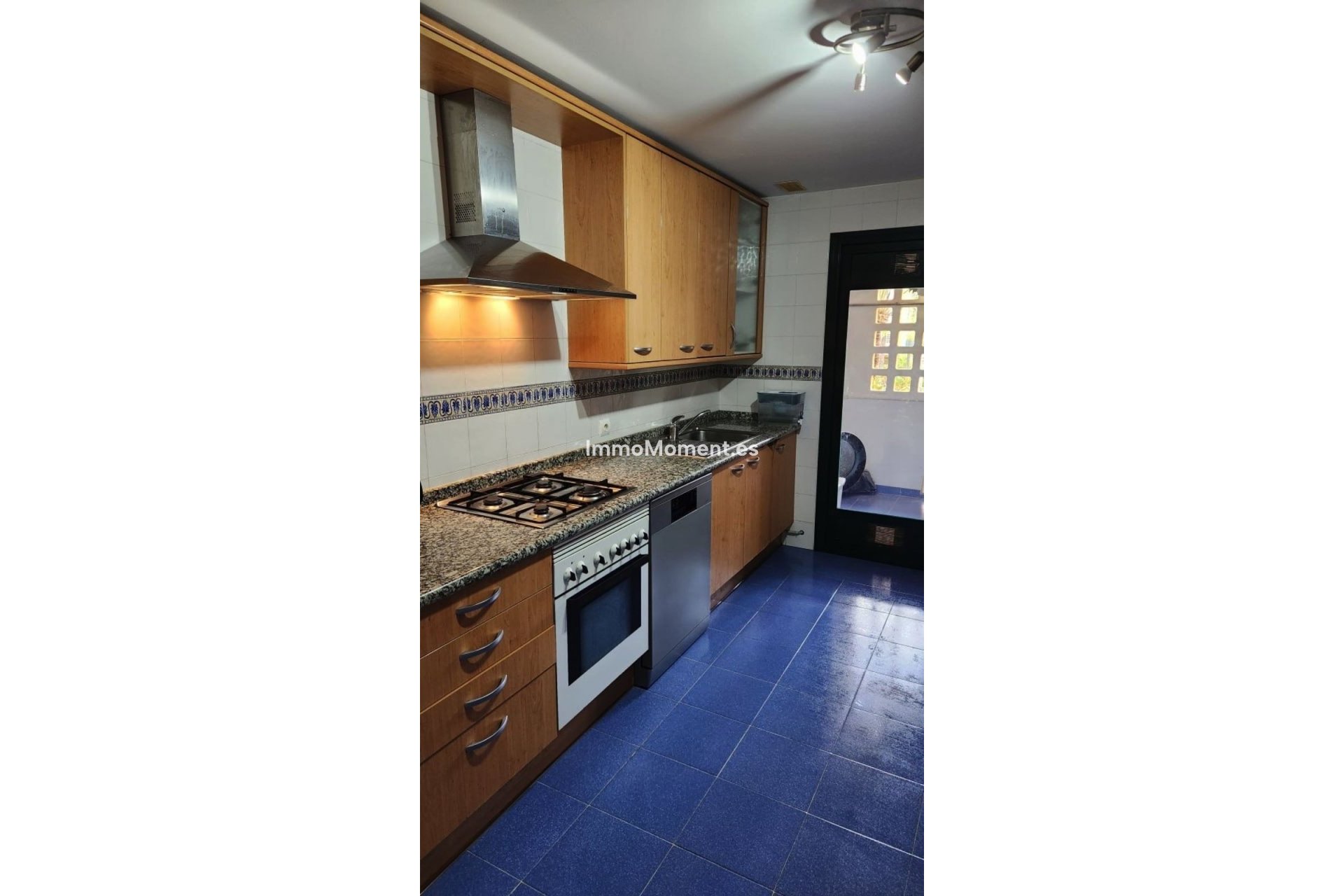 Resale - Apartment - Marbella - Cortijo Blanco