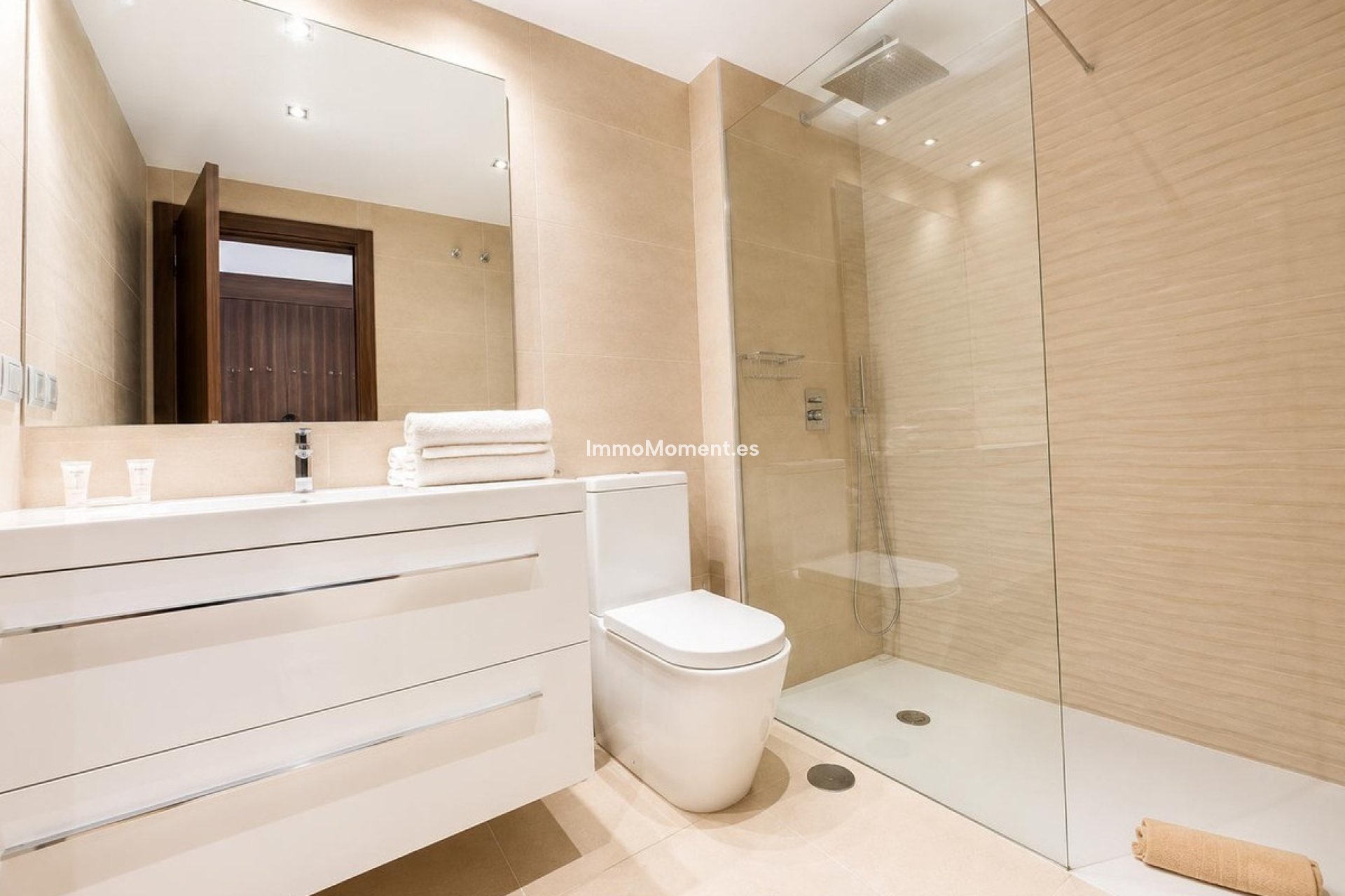 Resale - Apartment - Marbella - Cortijo Blanco
