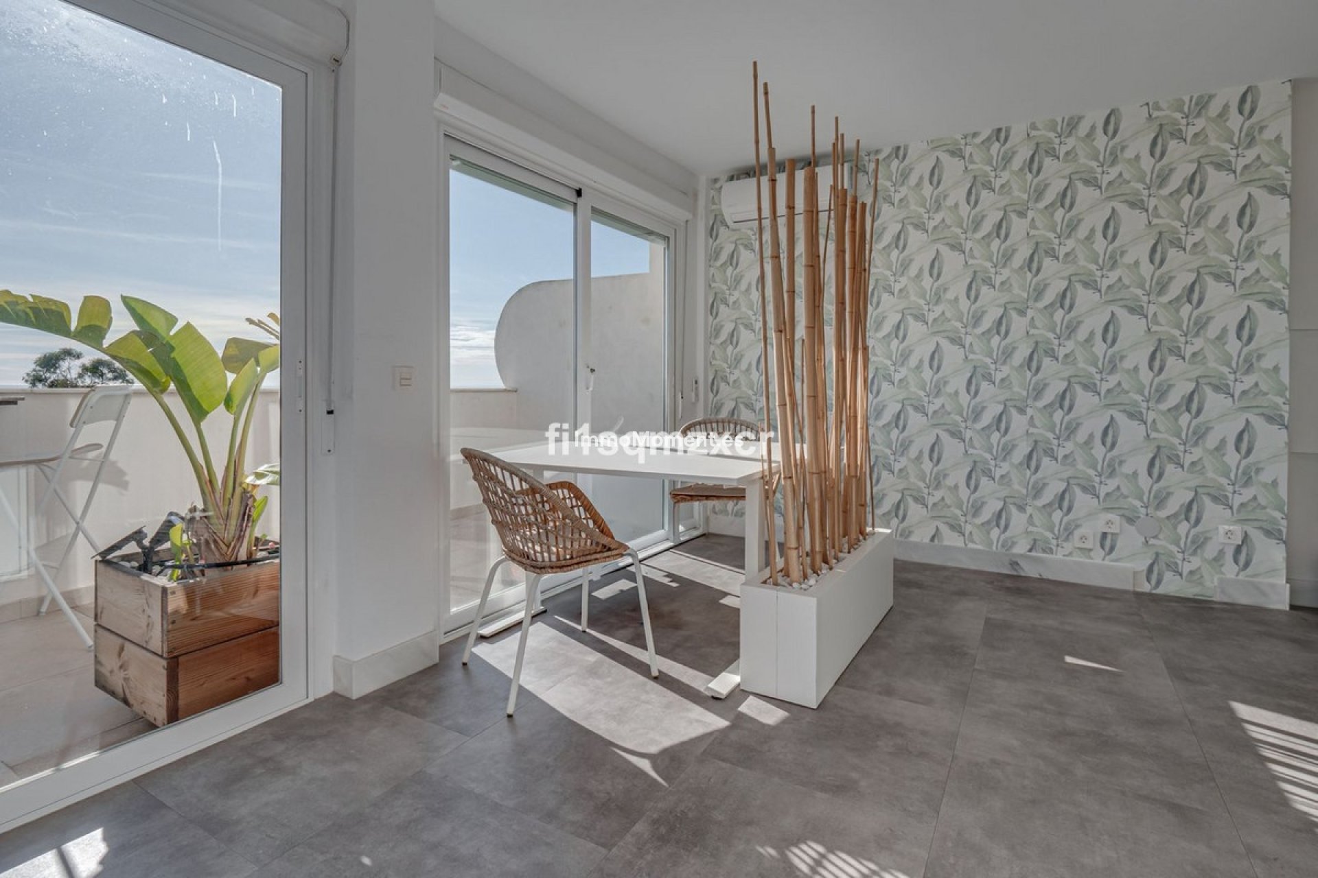 Resale - Apartment - Marbella - Costabella